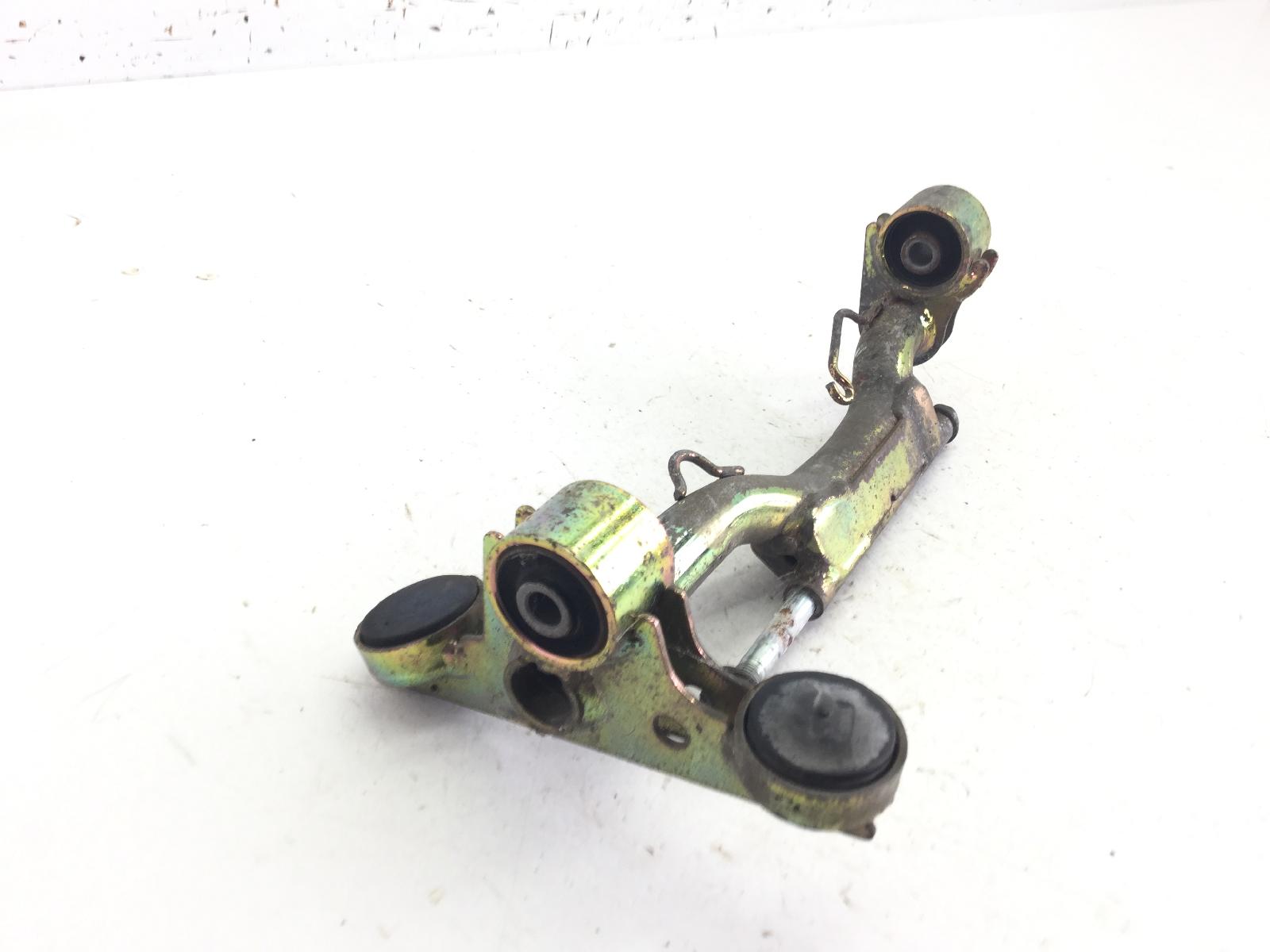 Honda sh 150 staffa supporto motore 2000 2004