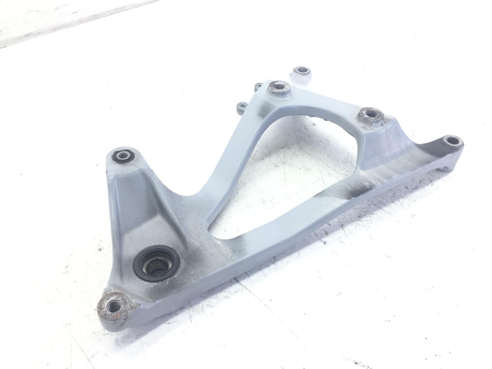 Honda sh 150 staffa supporto scarico marmitta 2000 2004 kf04a