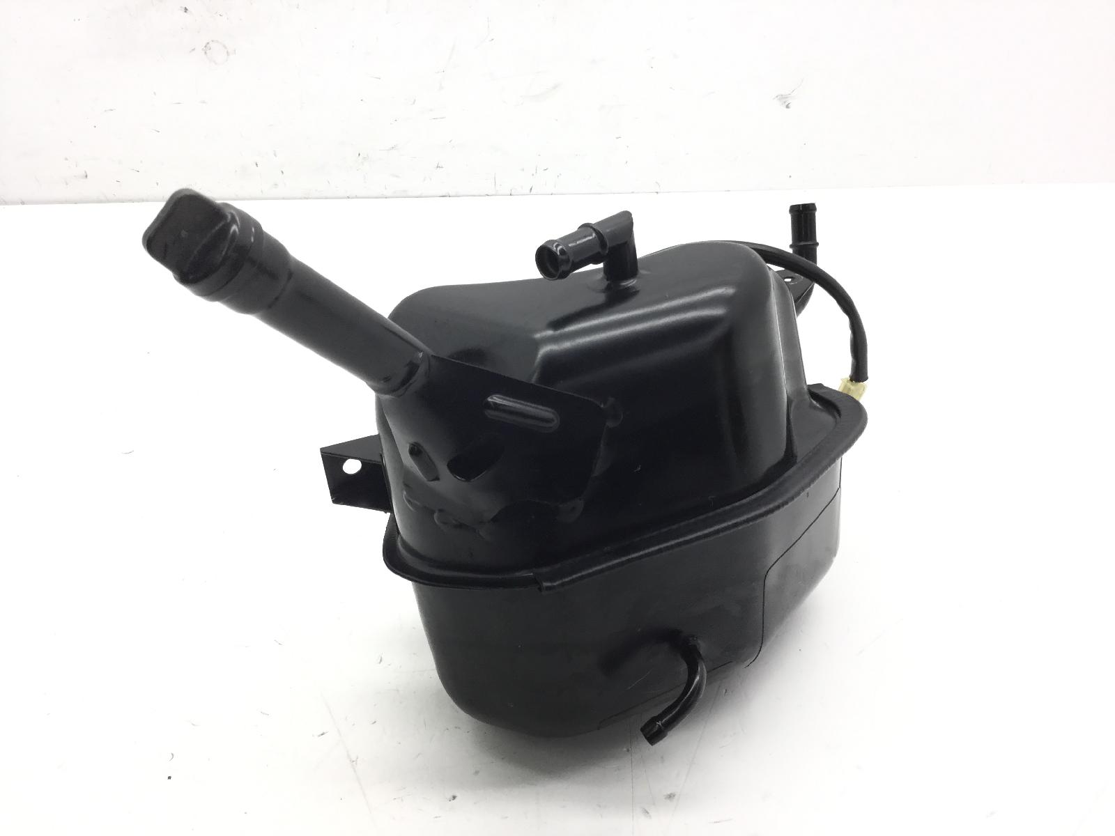 Yamaha tdm 900 serbatoio olio 2009 2010 rn181