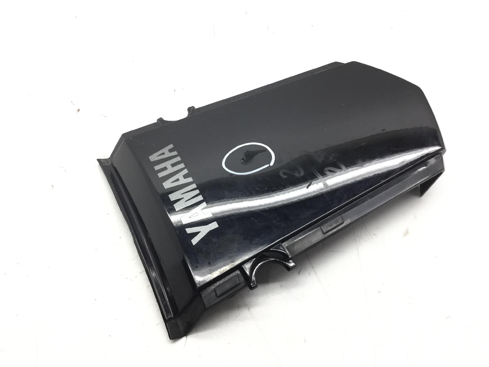 Yamaha tdm 900 carena coperchio fiancate posteriori con difetto 2009 2010 rn181