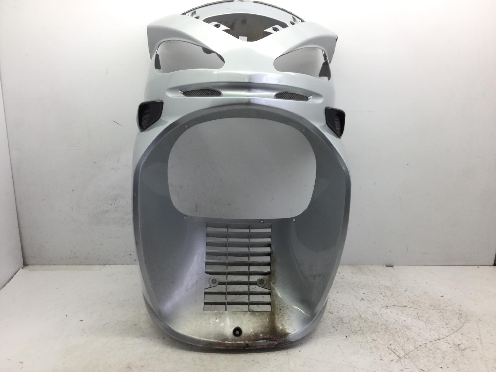 Malaguti madison k 400 carena scudo anteriore con crepa e rottura 2002 2004 610000