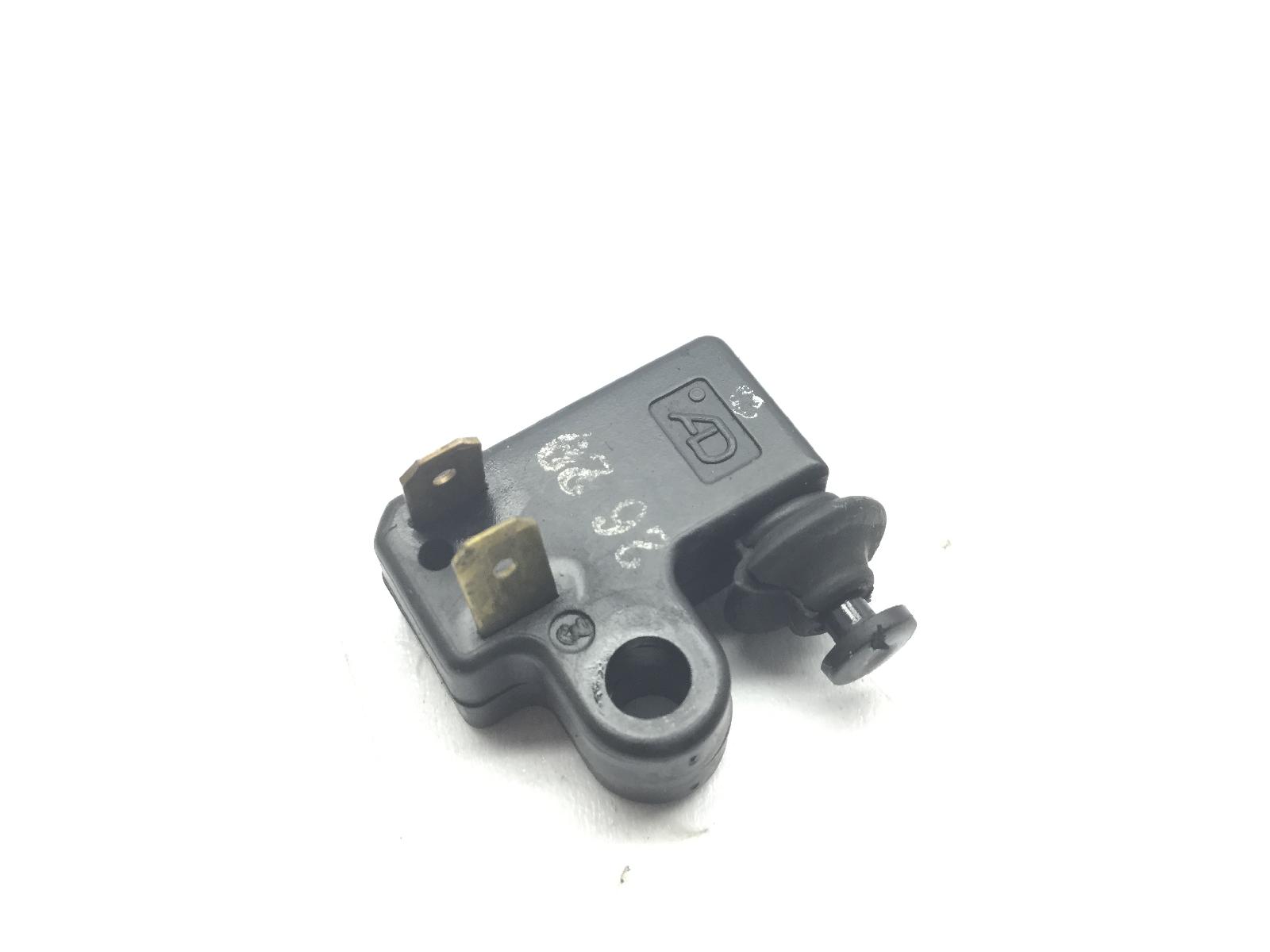 Yamaha t-max xp 500 sensore microstop pompa freno posteriore sinistra 2002 2002 sj014