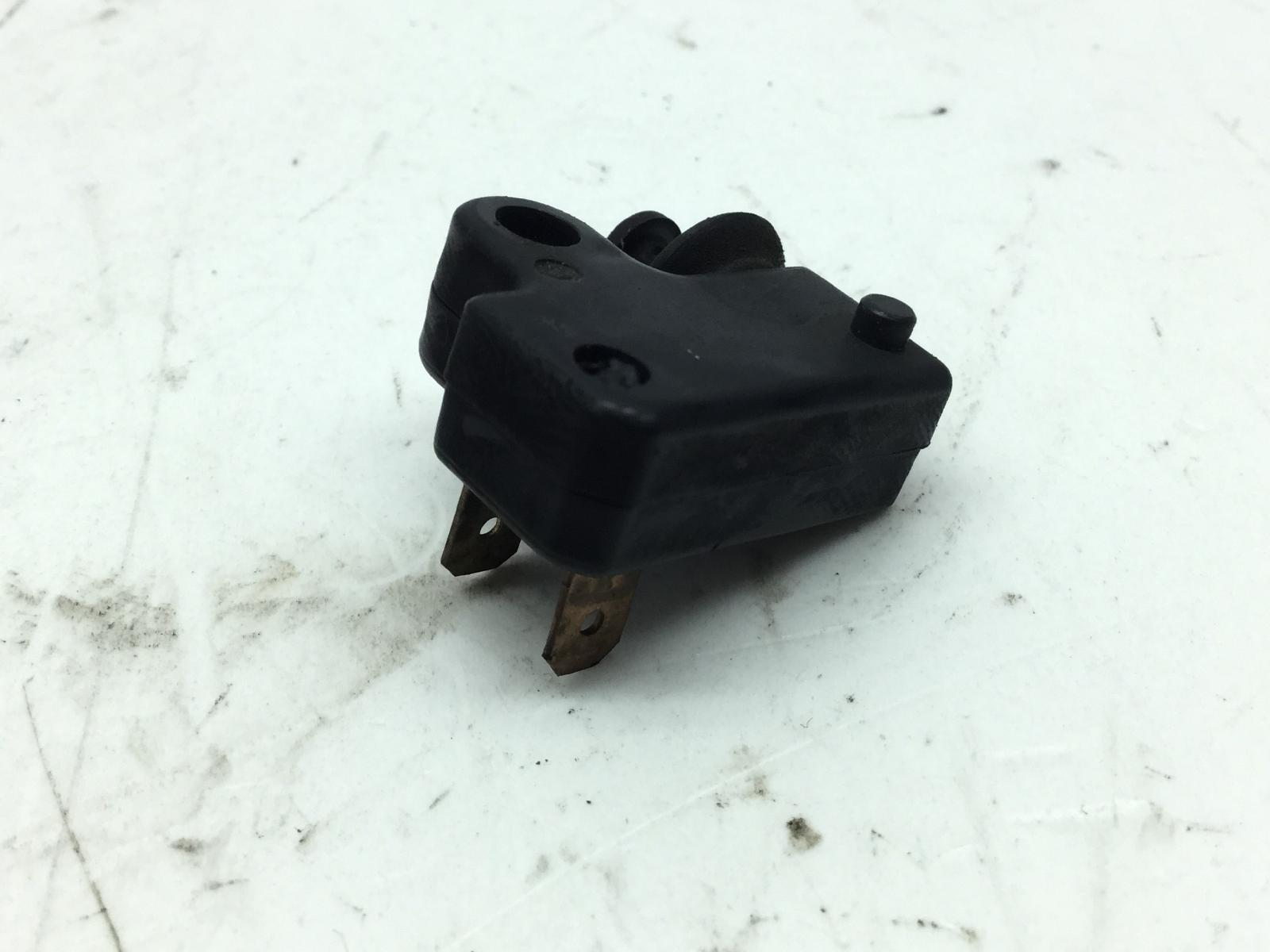 Yamaha t-max xp 500 sensore stop microstop freno posteriore sinistro 2002 2002 sj015