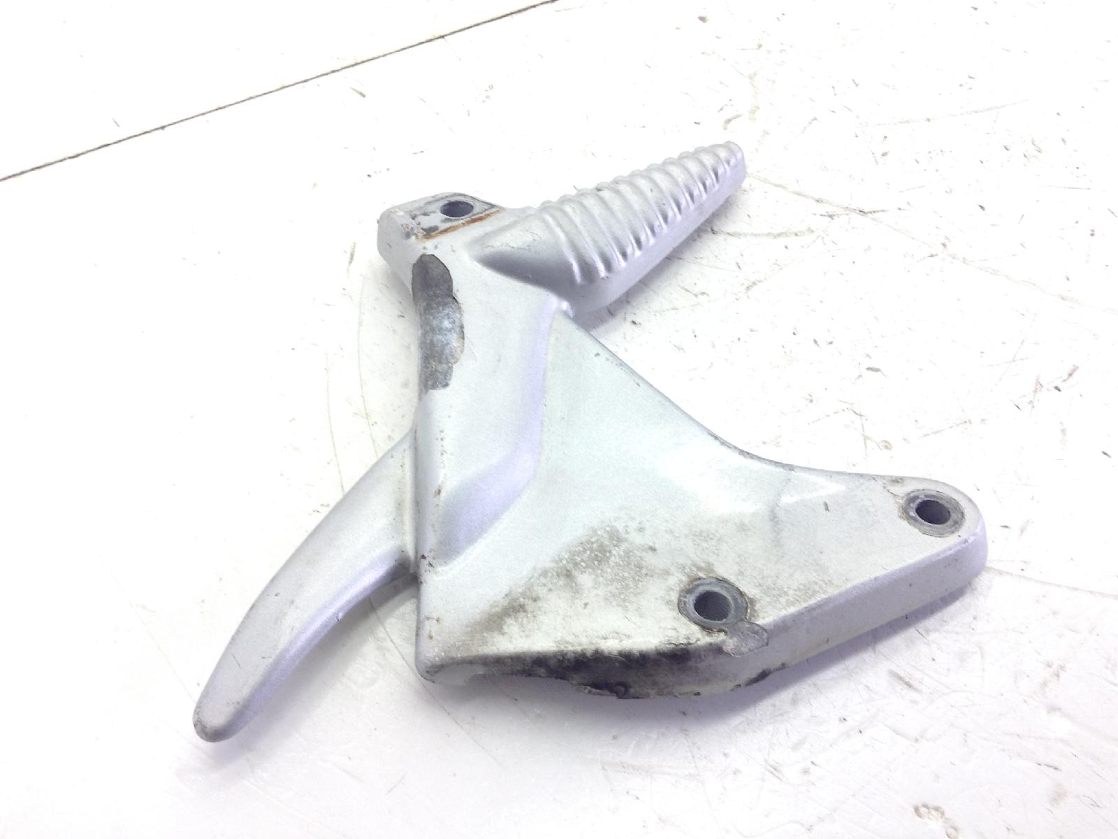 Aprilia pegaso 3 650 staffa supporti pedana posteriore destra 1997 2000 ml000