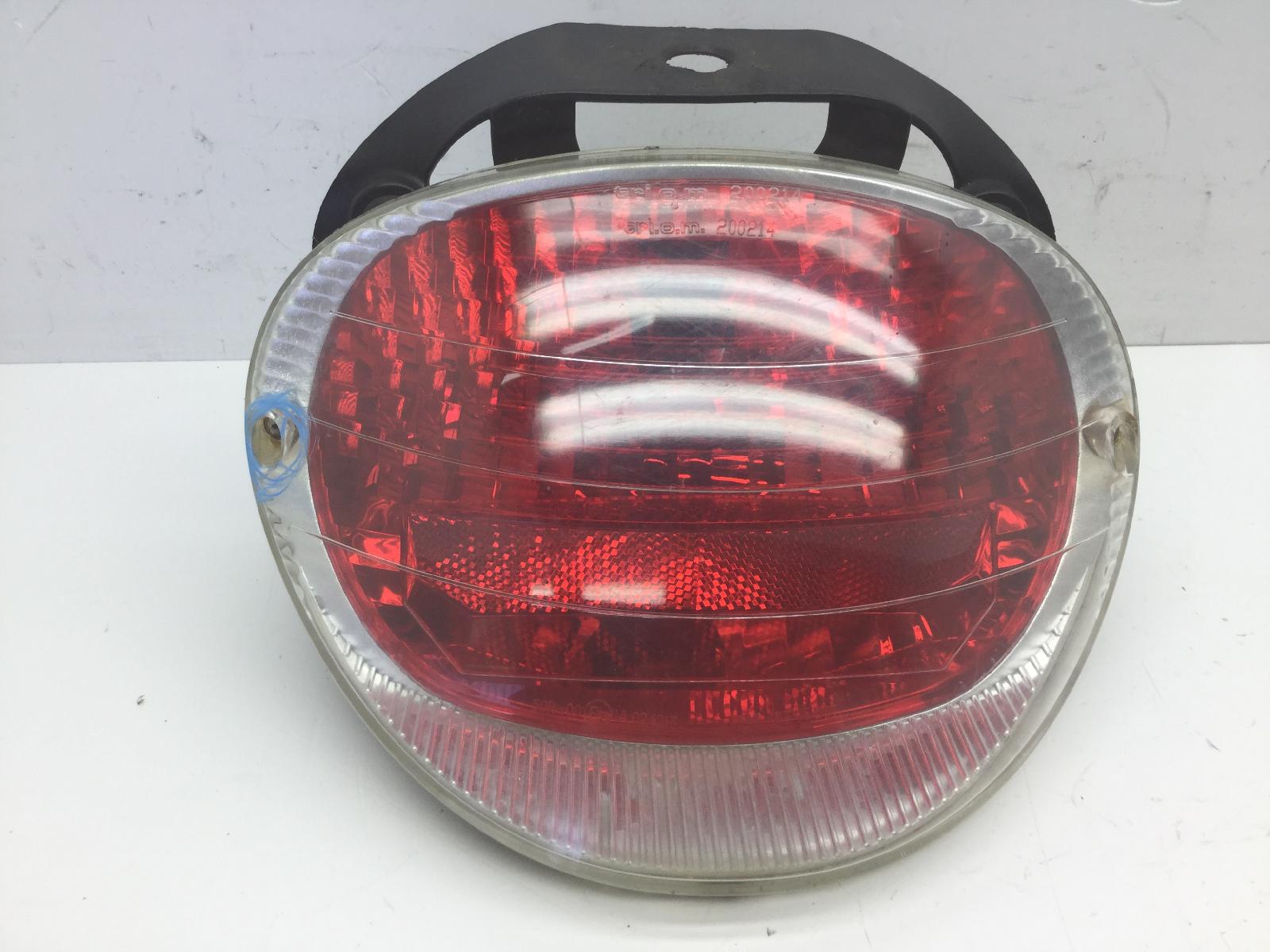 Aprilia scarabeo light 500 faro fanale posteriore**piccola rottura su gemma 2006 2008 vr000