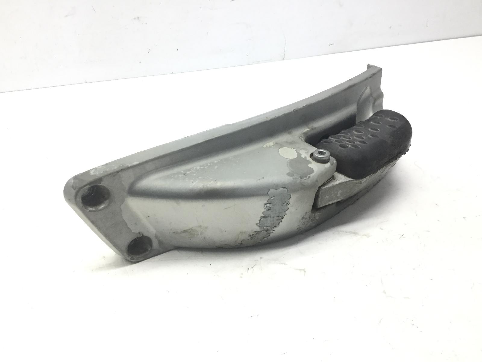 Aprilia scarabeo light 500 pedana poggiapiede posteriore sinistra supporto 2006 2008 vre00