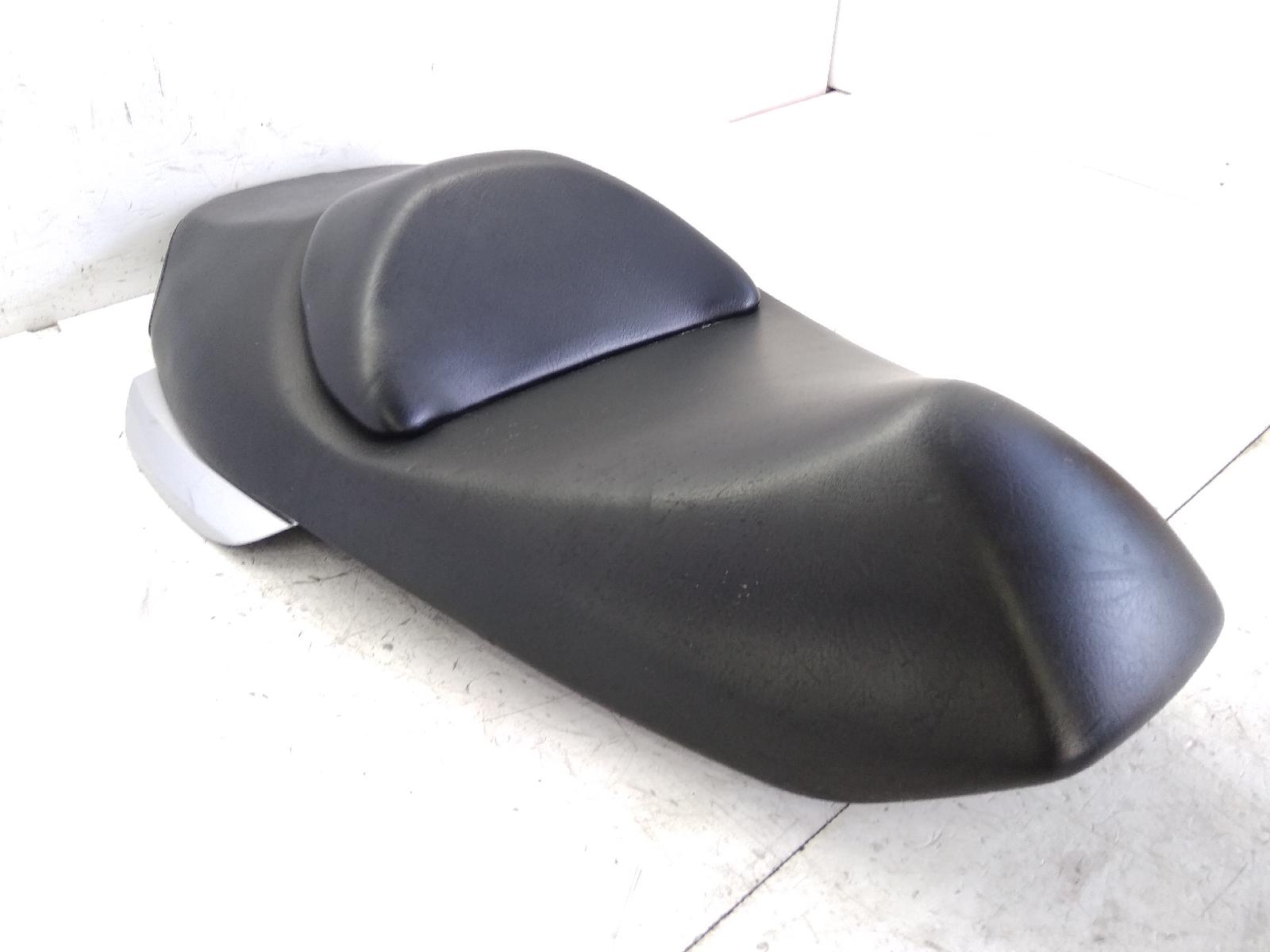 Suzuki burgman 150 sella saddle 2005 2006 br111