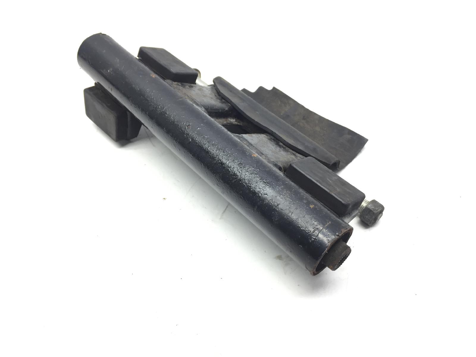 Suzuki burgman 150 staffa supporto motore 2005 2006 br111