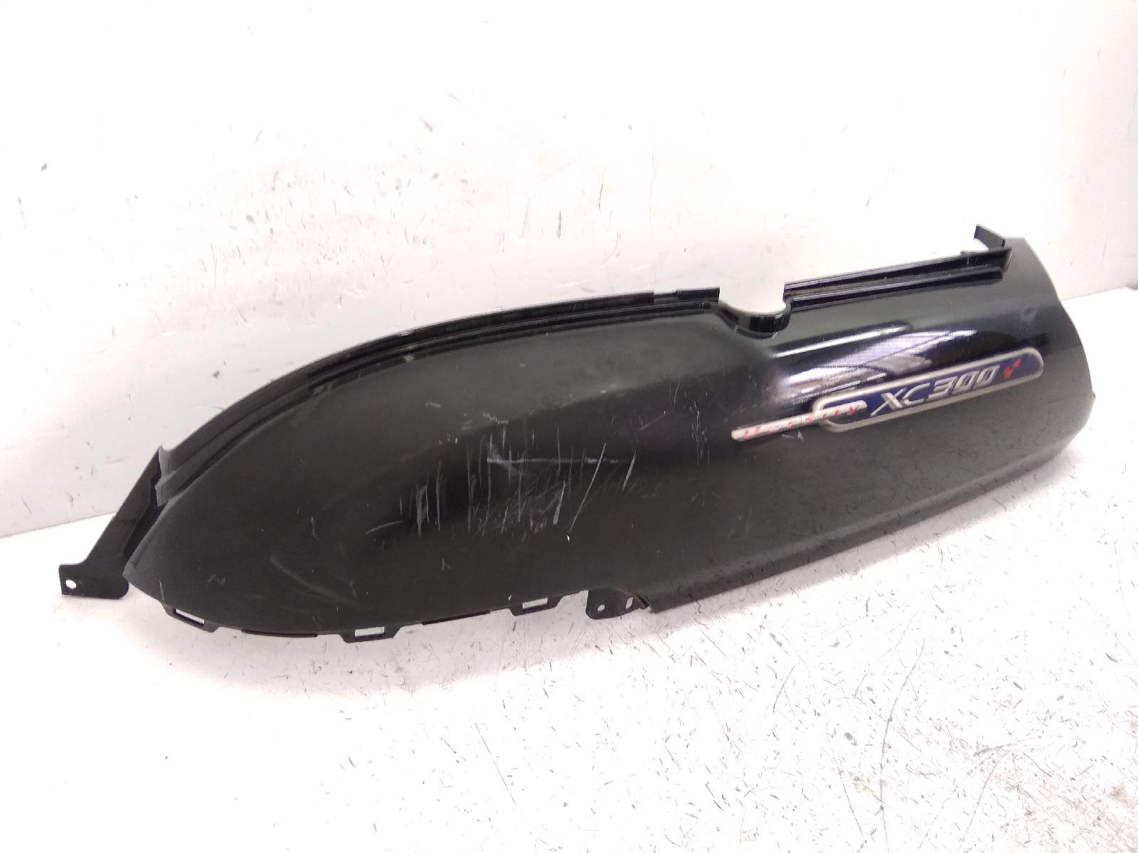 Yamaha xc versity 300 carena fiancata posteriore sinistra con aletta rotta 2006 2006 sh014