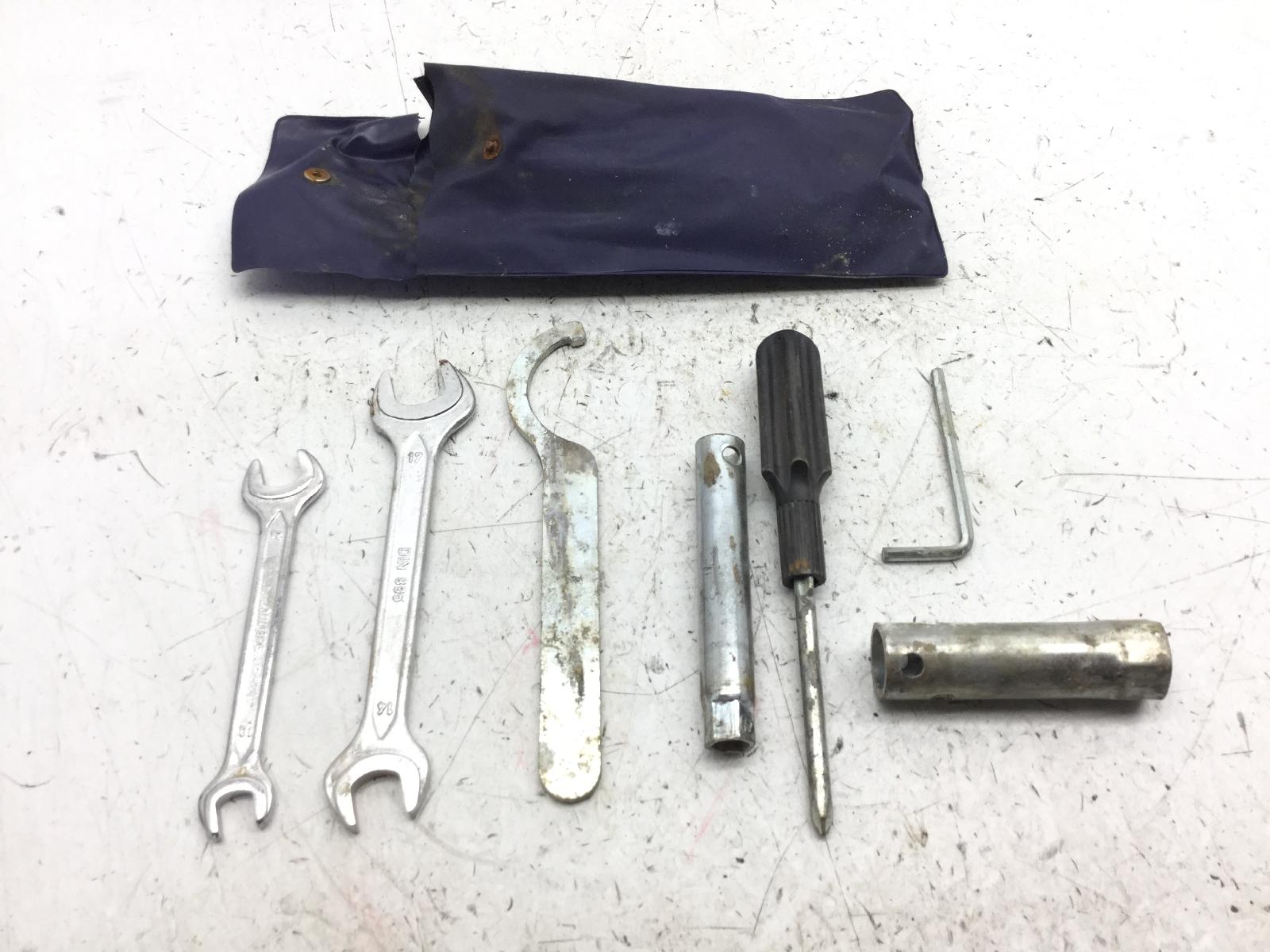 Yamaha xc versity 300 kit attrezzi di bordo 2006 2006 sh014