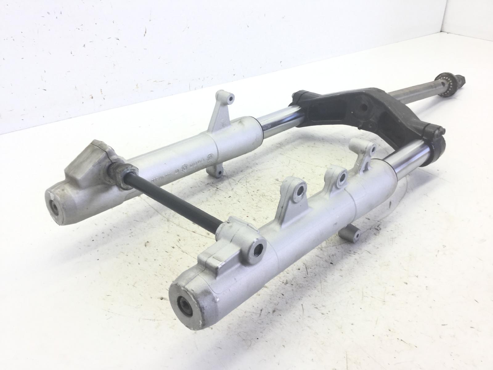 Yamaha xc versity 300 forcella - piccoli punti su parte alta steli 2006 2006 sh014