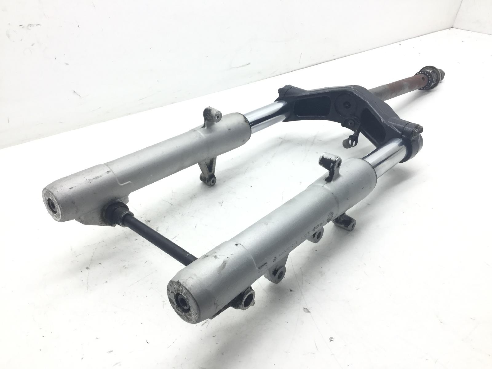 Yamaha xc versity 300 forcella - punti di ruggine su parte alta steli 2006 2006 sh014