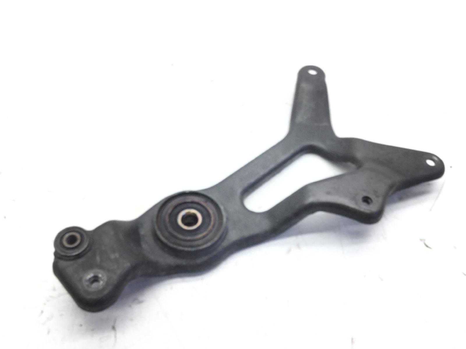 Yamaha xc cygnus r 125 staffa supporto scarico marmitta 2000 2003 se031
