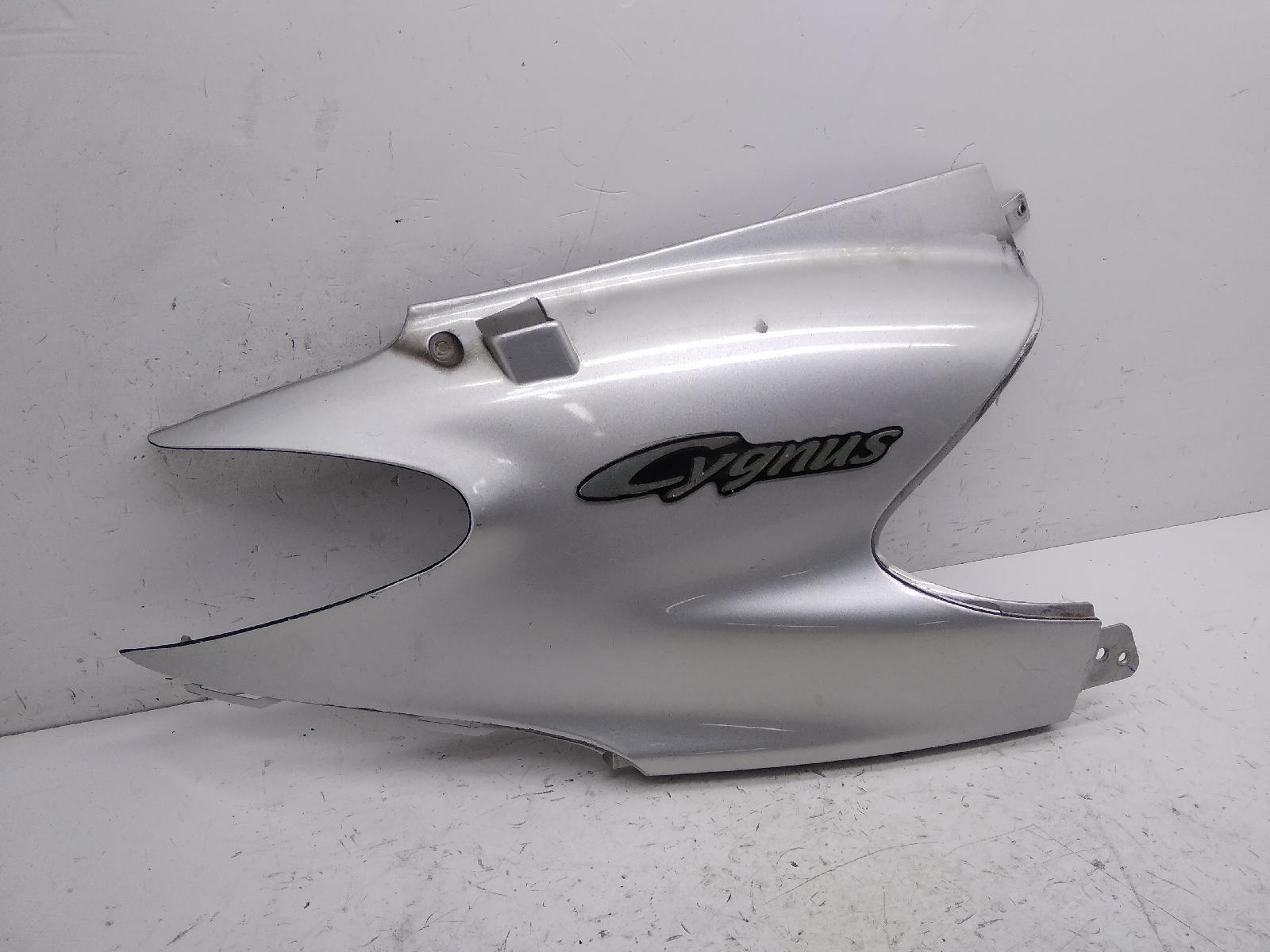 Yamaha xc cygnus r 125 carena fiancata posteriore destra 2000 2003 se031