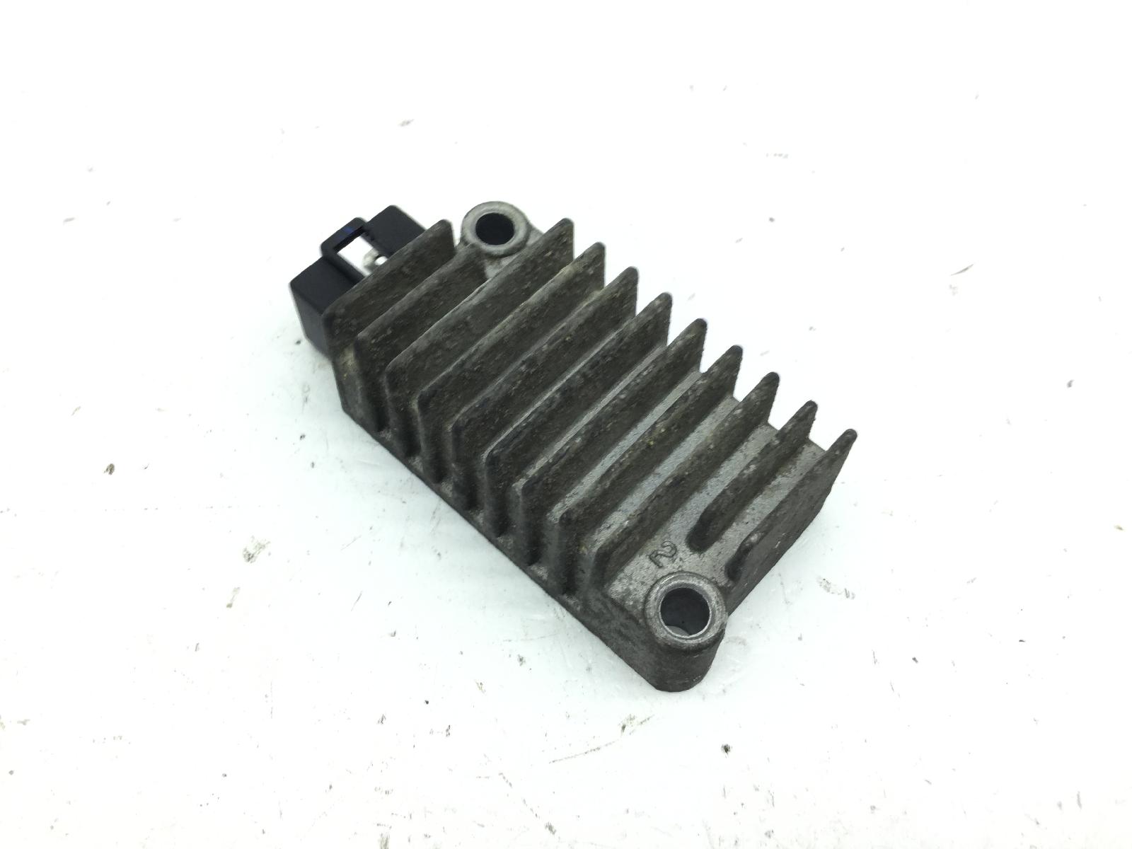 Yamaha xc cygnus r 125 regolatore di tensione 2000 2003 se031