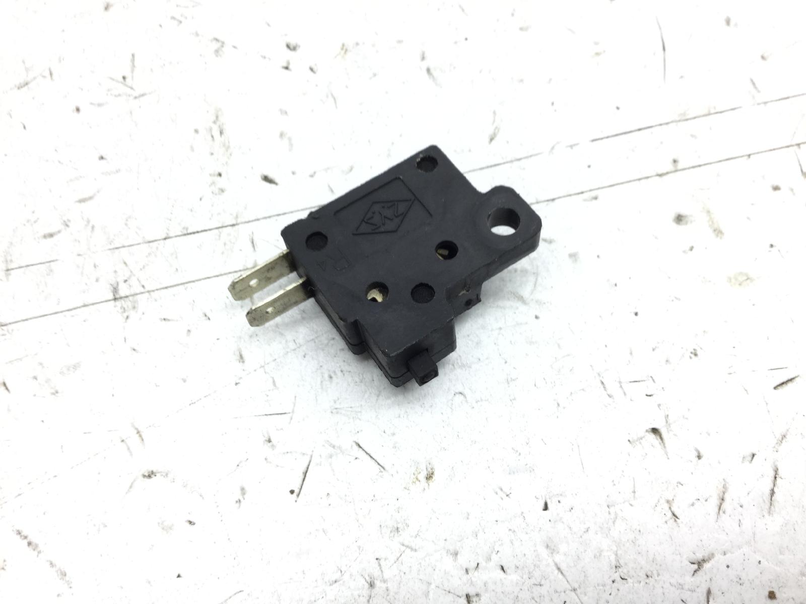 Kymco downtown i 200 sensore pulsante stop freno anteriore destro 2011 2011 v22000