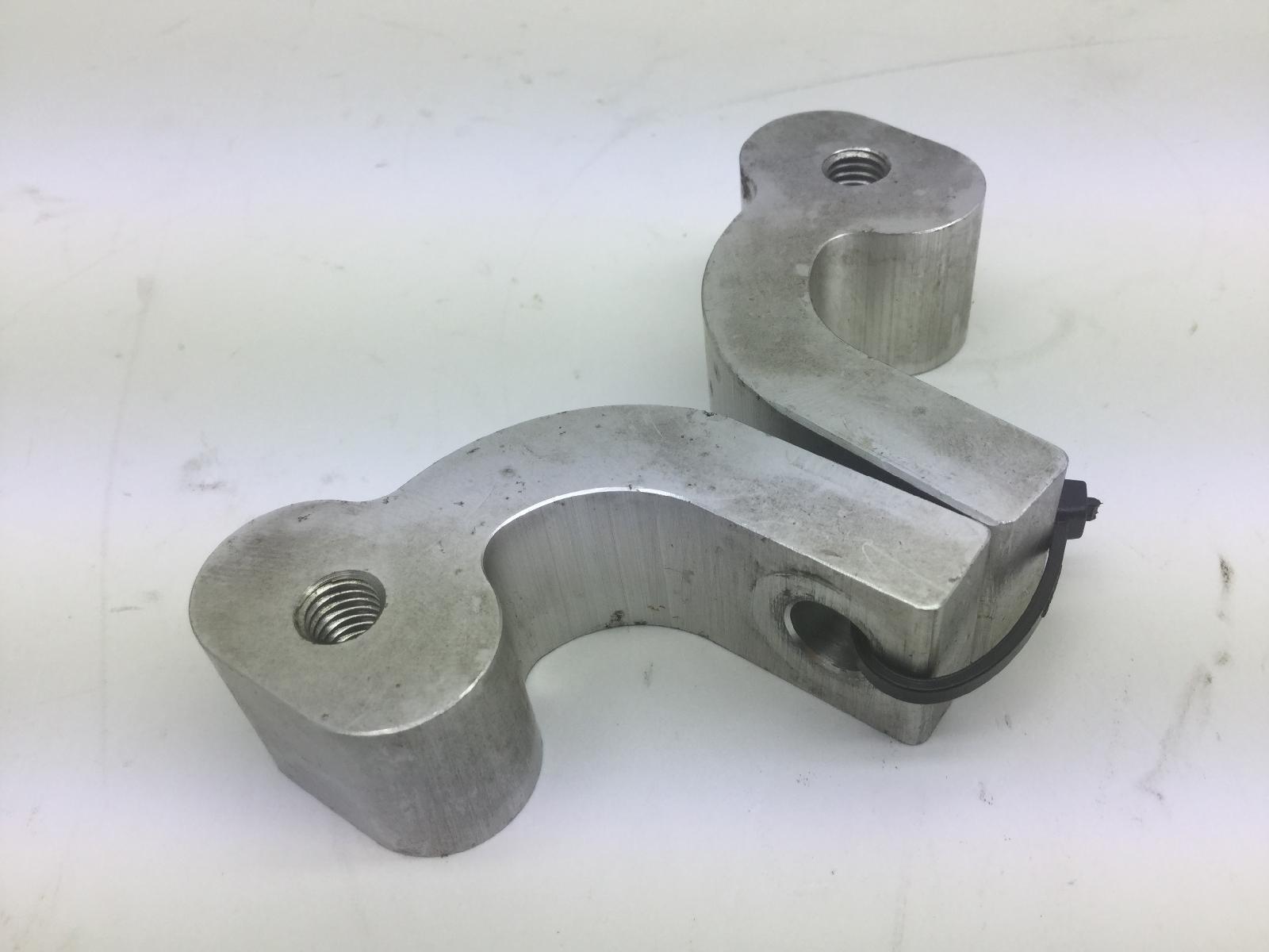 Yamaha tdm 900 coppia supporti serbatoio benzina 2002 2005 rn081