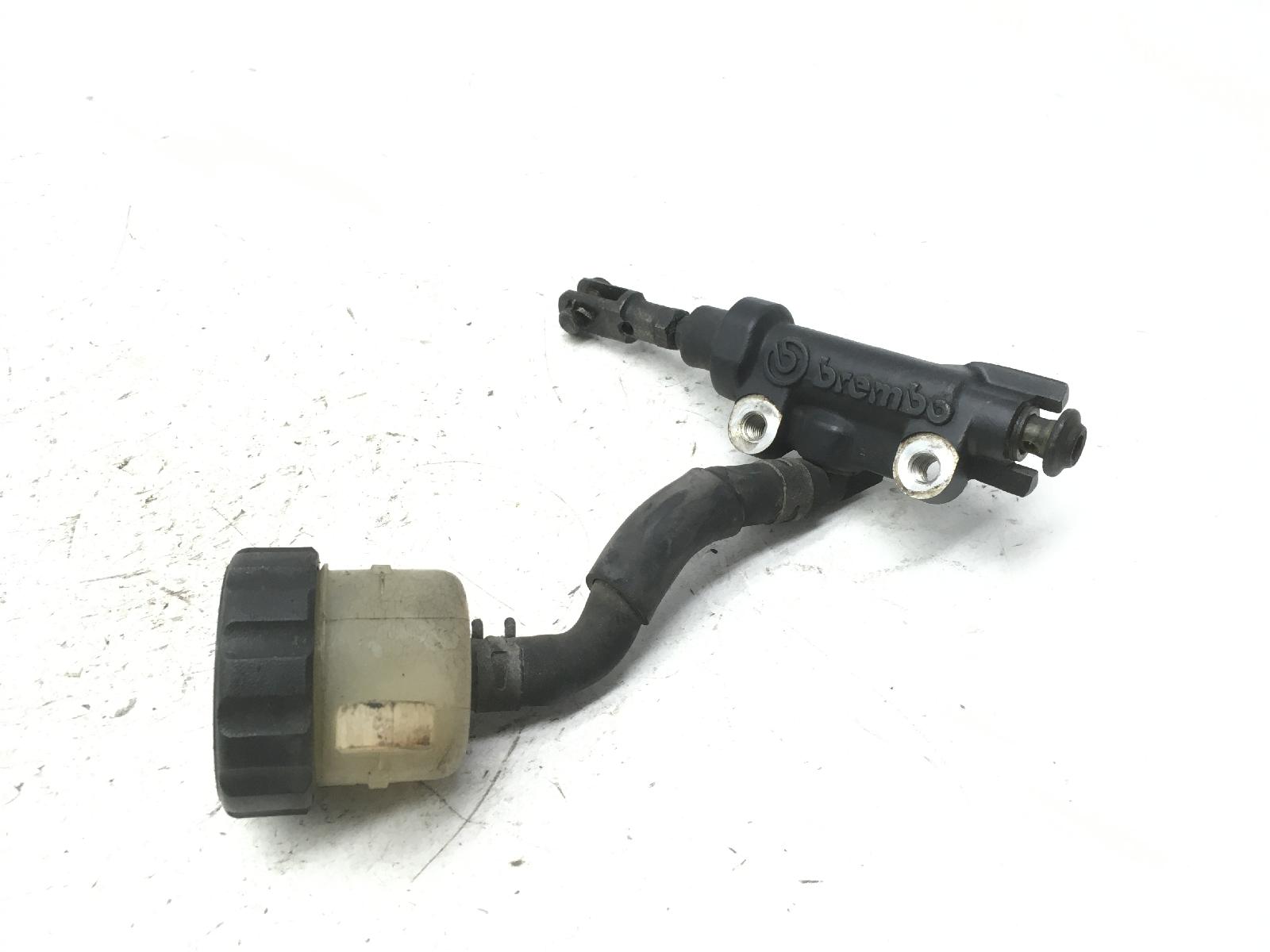 Yamaha tdm 900 pompa freno posteriore con vaschetta 2002 2005 rn081