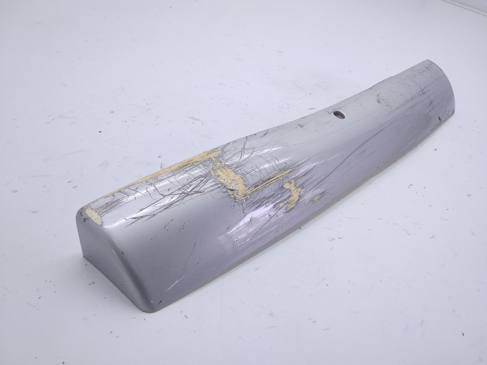 Malaguti ciak 2t 50 carena sottopedana destra *attacco rotto 2000 2001 5200000