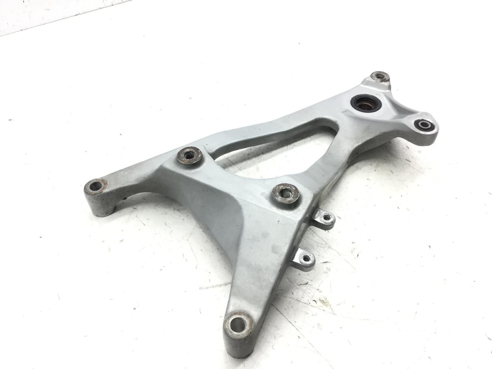 Honda dylan 125 staffa supporto scarico marmitta 2002 2006 jf10a04f