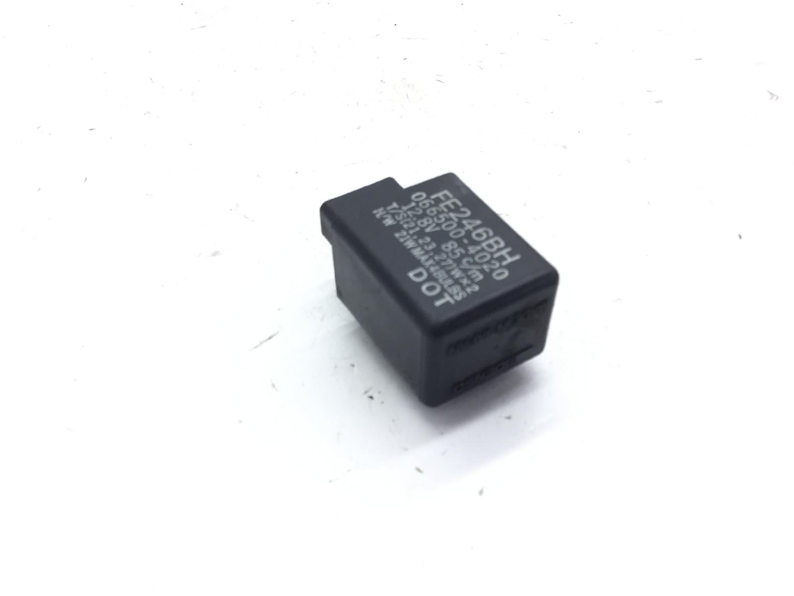 Honda dylan 125 rele' intermittenza frecce 2002 2006 jf10a04f