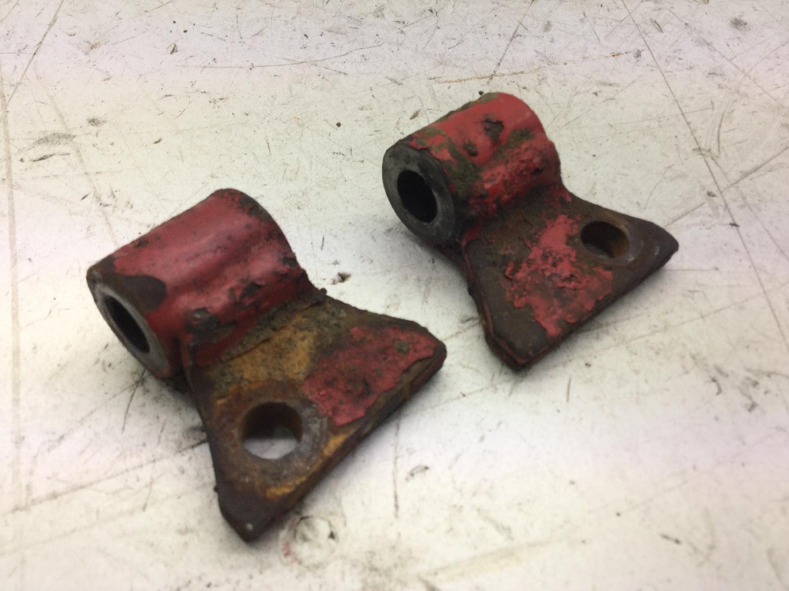 Italjet moto trial 350 coppia supporti motore posteriore 1980 1985