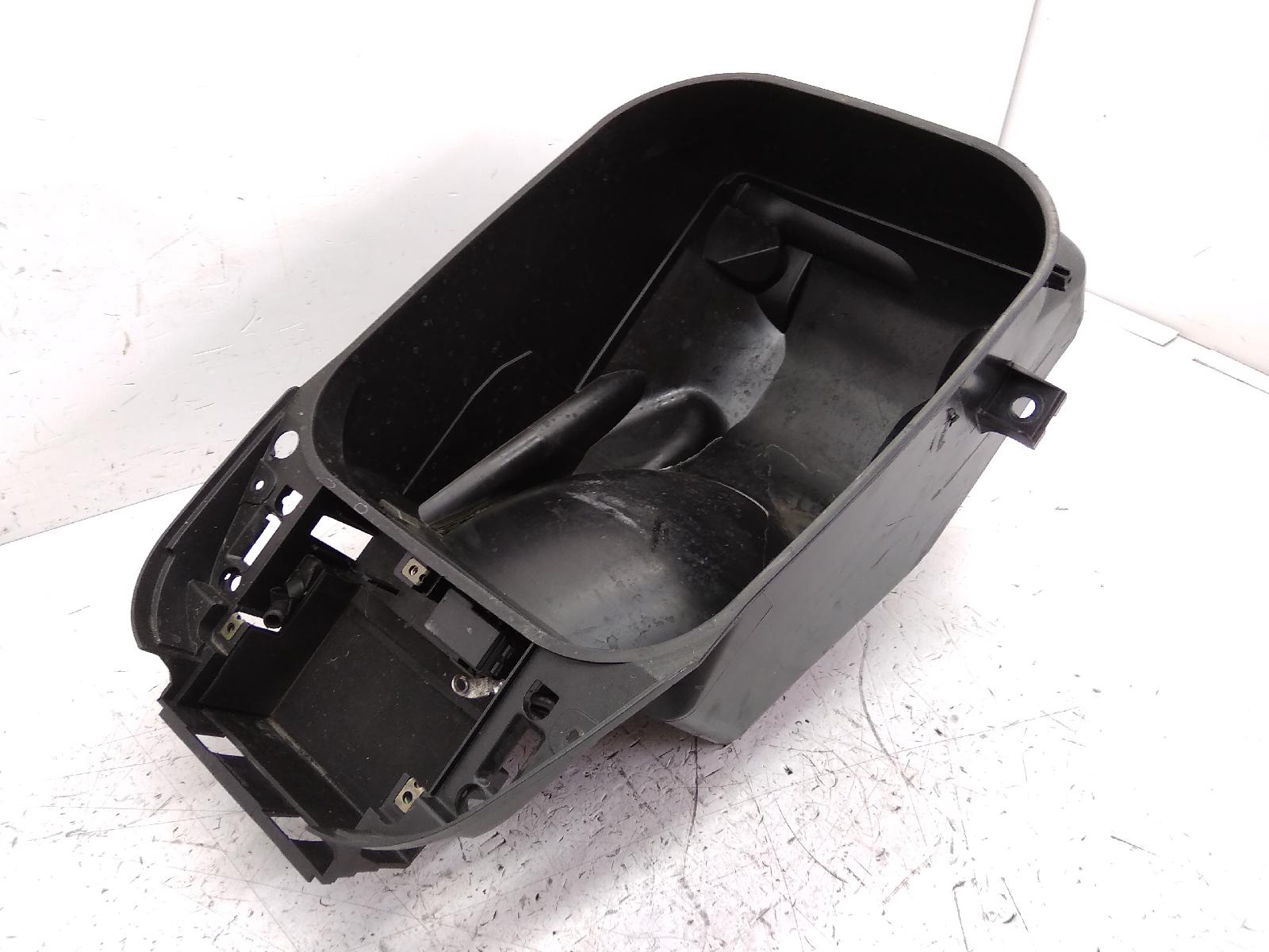 Yamaha t-max xp 500 vano carena sottosella 2001 2001 sj011