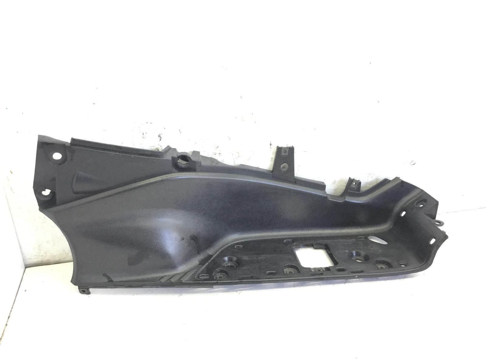 Yamaha t-max xp 500 carena pedana pavimento poggiapiedi destra 2001 2001 sj011