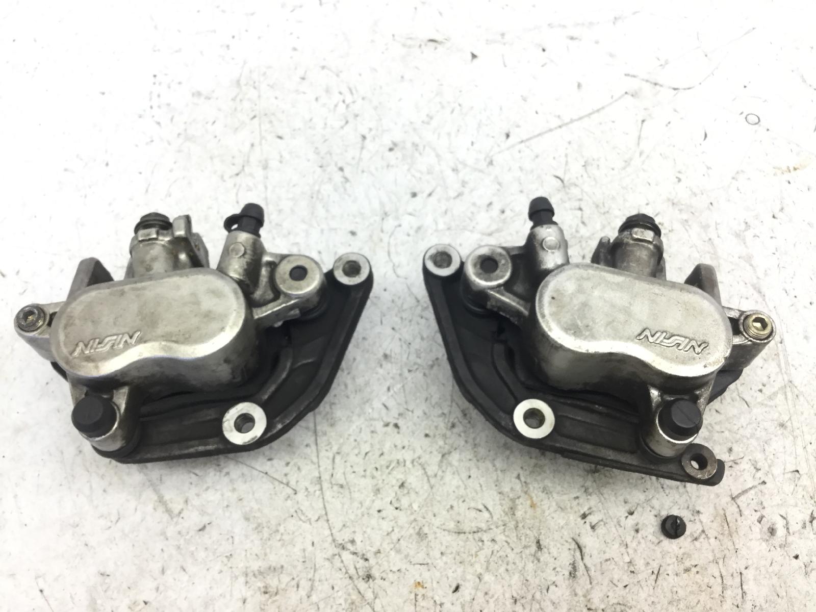 Suzuki burgman an k3 650 coppia pinze freno anteriori - interasse: 80 mm 2003 2003 bu111