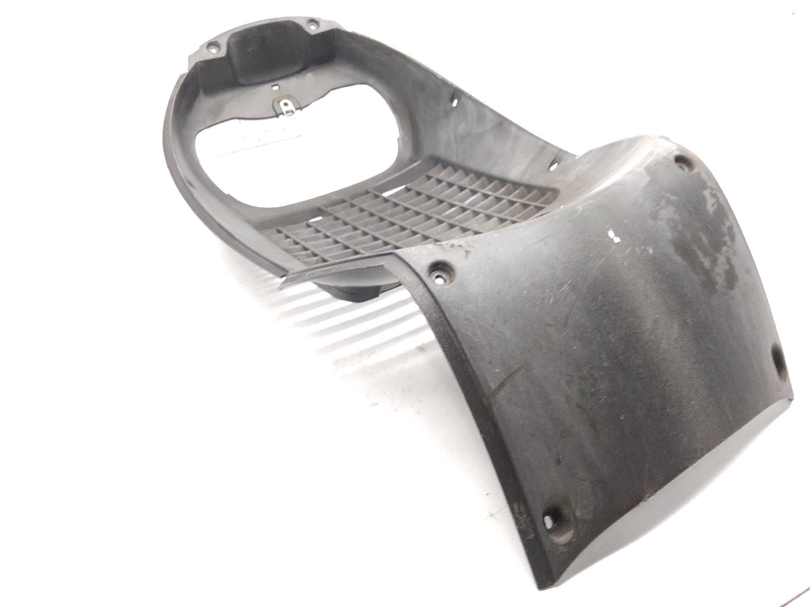 Aprilia scarabeo light 250 carena puntale griglia radiatore 2006 2008 vrb00