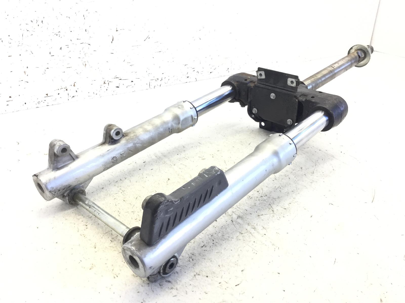 Aprilia scarabeo light 250 forcella - punti di ruggine su parte alta steli 2006 2008 vrb00