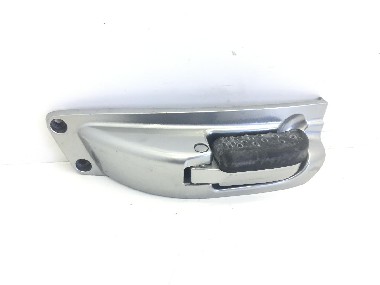 Aprilia scarabeo light 250 pedana posteriore sinistra e supporto 2006 2008