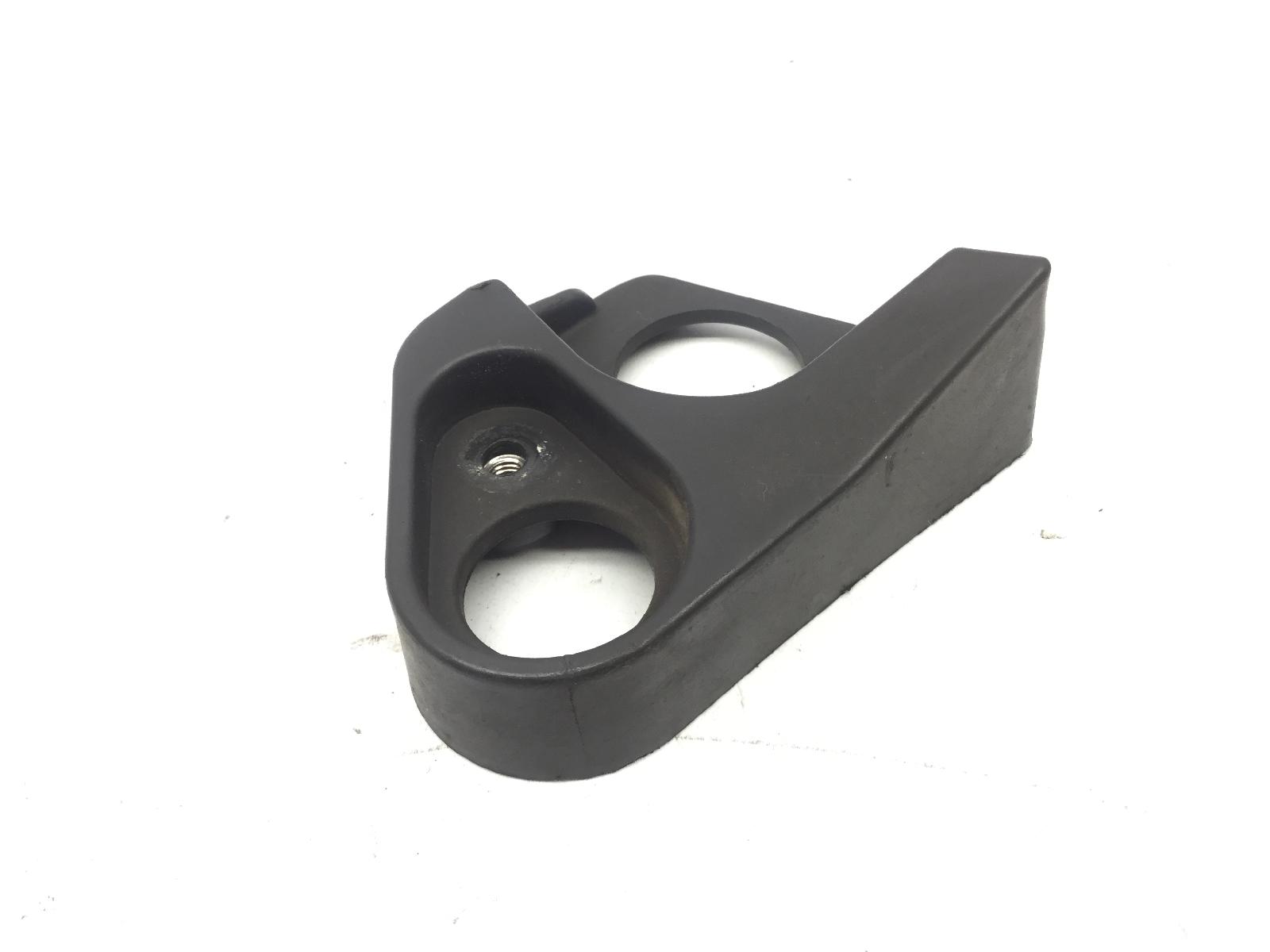 Aprilia scarabeo light 300 supporto sensore velocita' ruota anteriore 2009 2010 vrg00