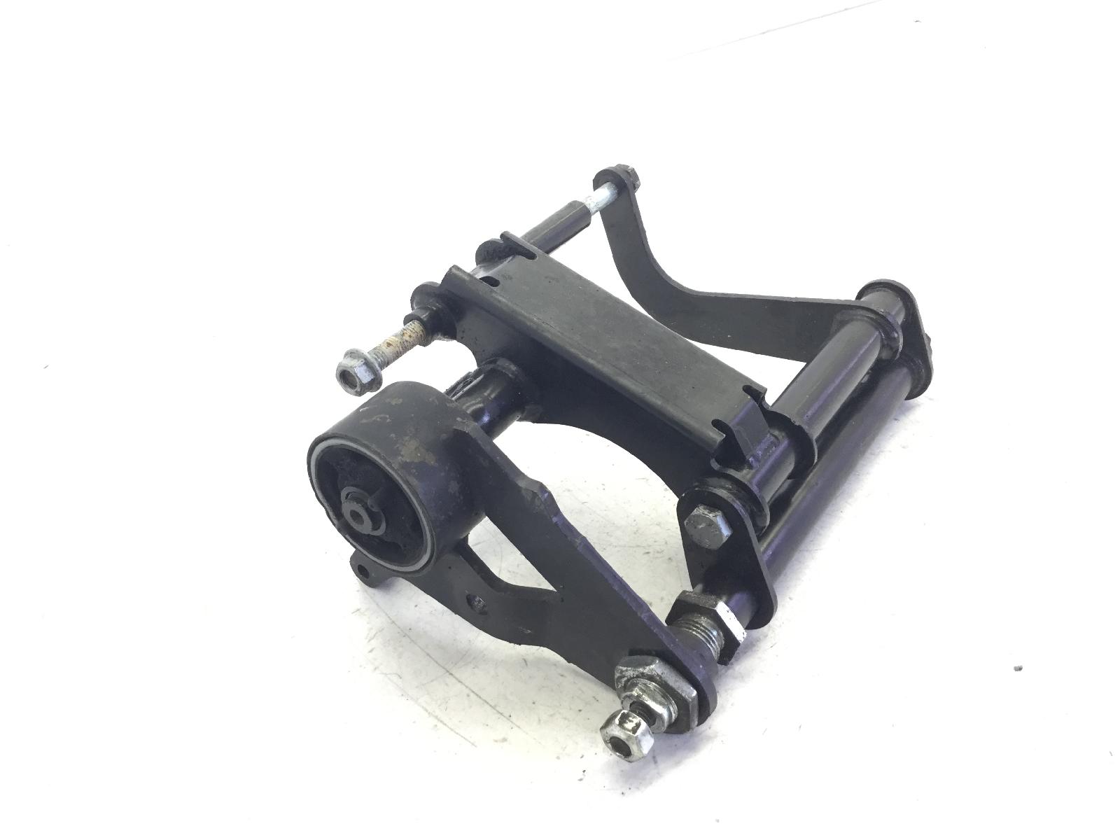 Aprilia scarabeo light 300 staffa supporto motore - silent block usurato 2009 2010 vrg00