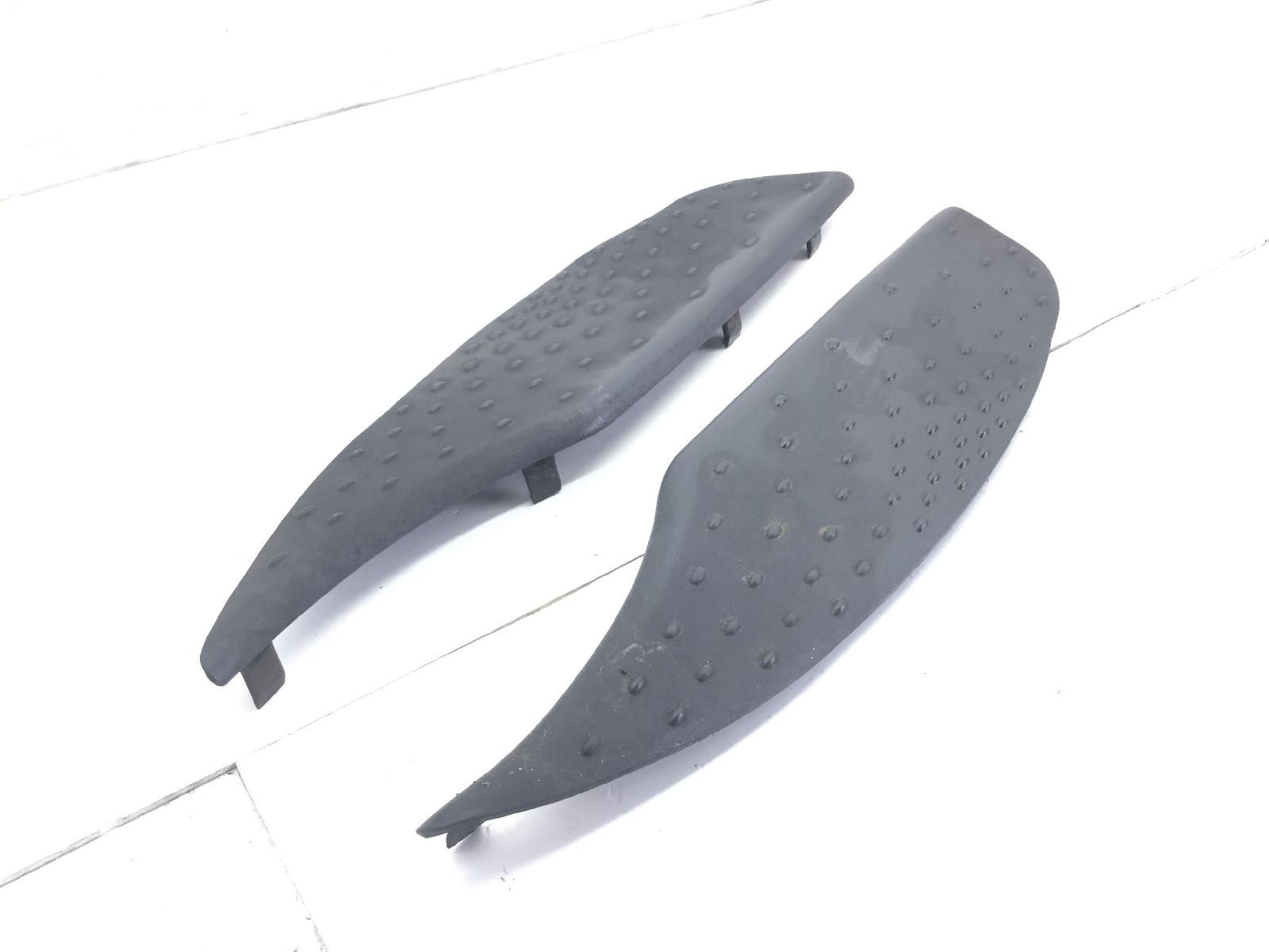 Aprilia scarabeo light 300 coppia tappetini pedana pavimento poggiapiedi 2009 2010 vrg00