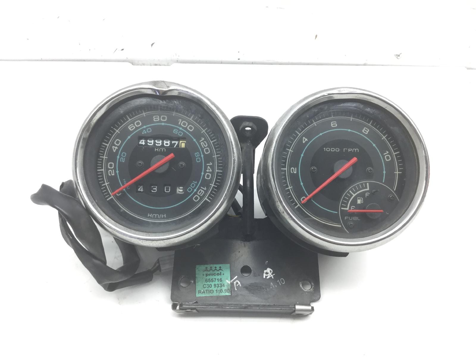 Piaggio carnaby cruiser 300 strumentazione contachilometri con difetto 2009 2012