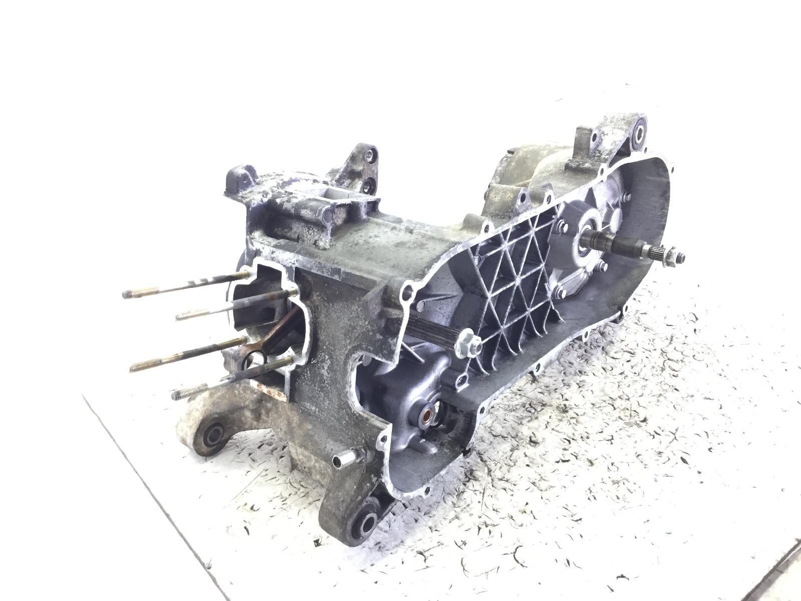 Piaggio vespa et2 50 carter motore albero e ingranaggi - mod. c161m 1997 2001 c1600