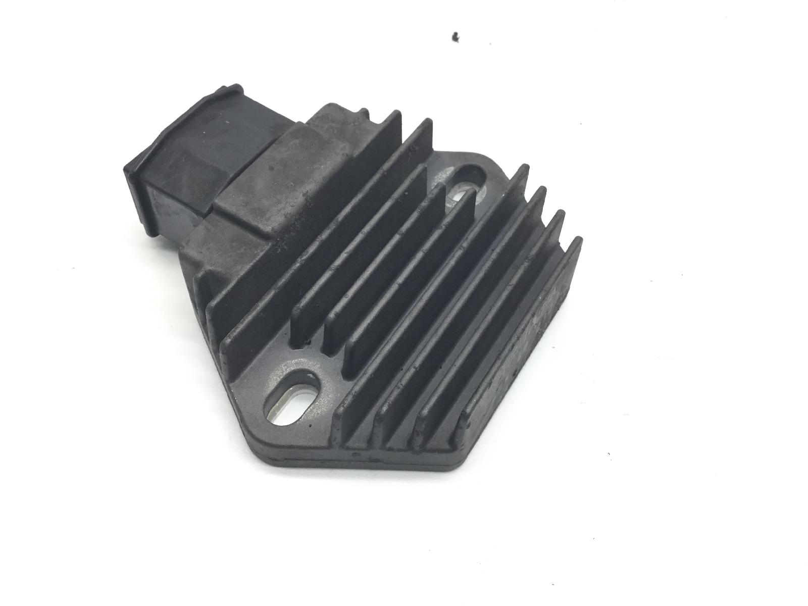 Honda sh 125 regolatore di tensione impianto elettrico 2000 2004 jf04