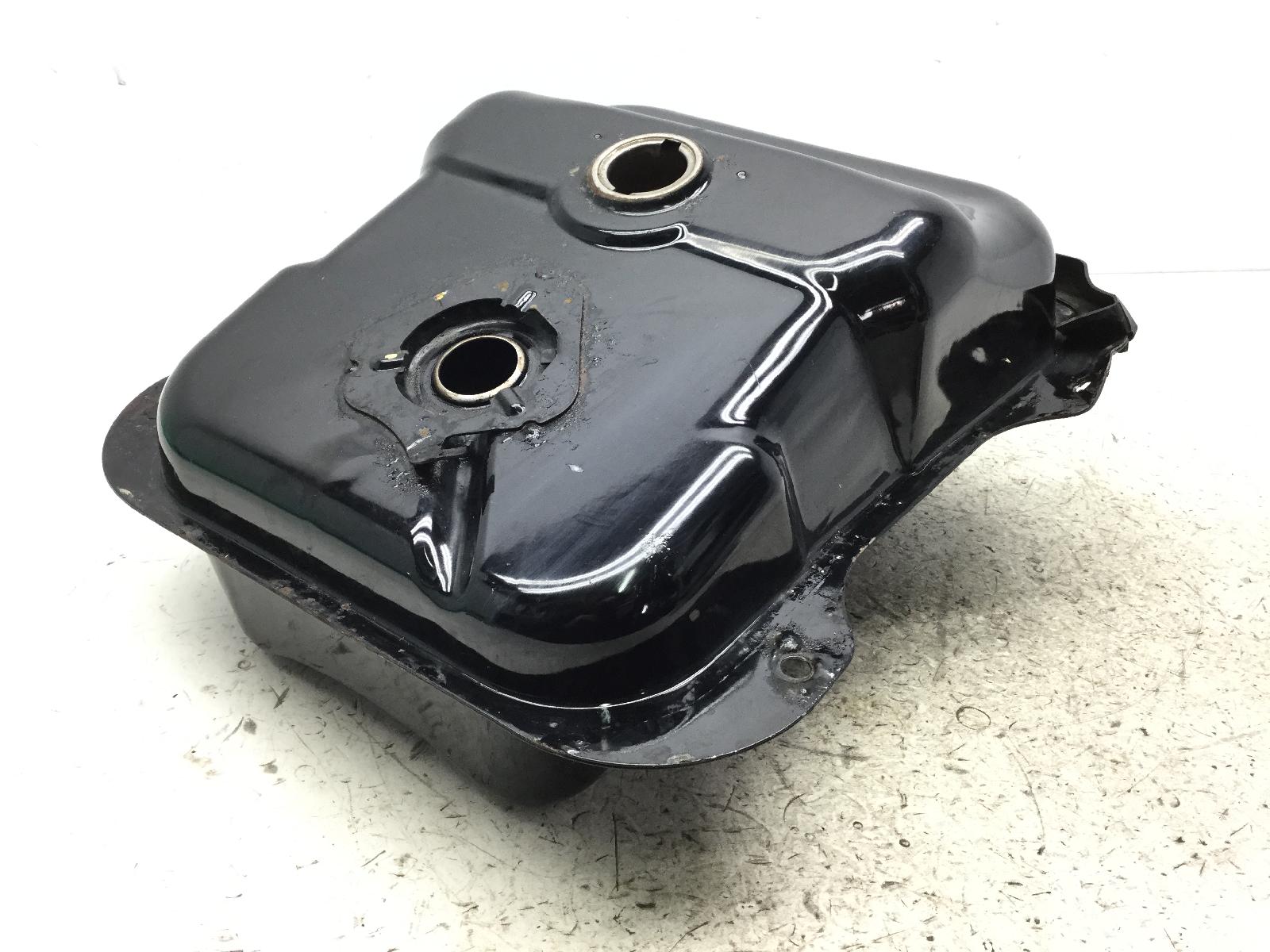 Honda sh 125 serbatoio benzina carburante con ammaccatura 2000 2004 zdcjf09a01f