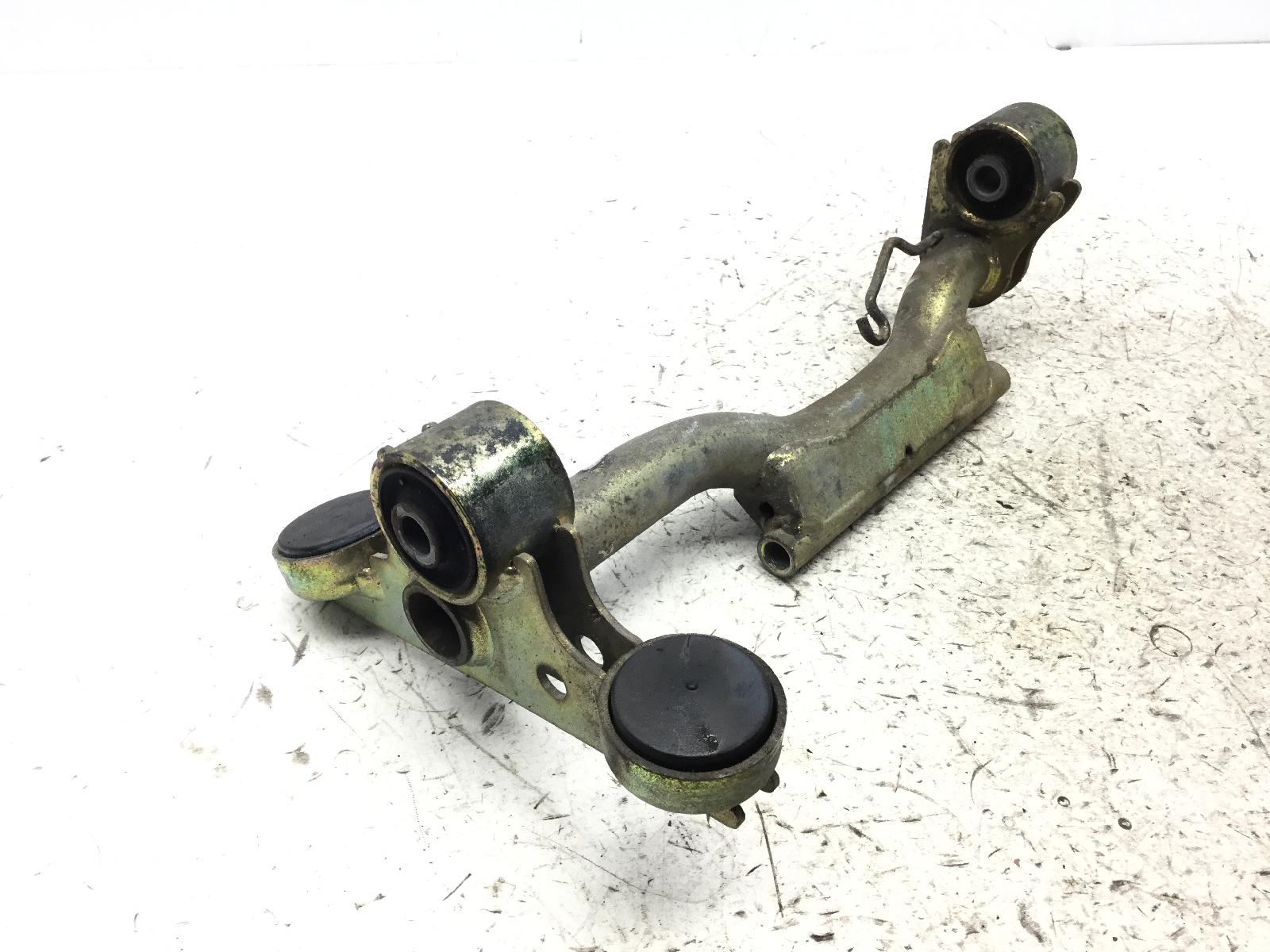 Honda sh 125 staffa supporto motore 2000 2004 zdcjf09a01f