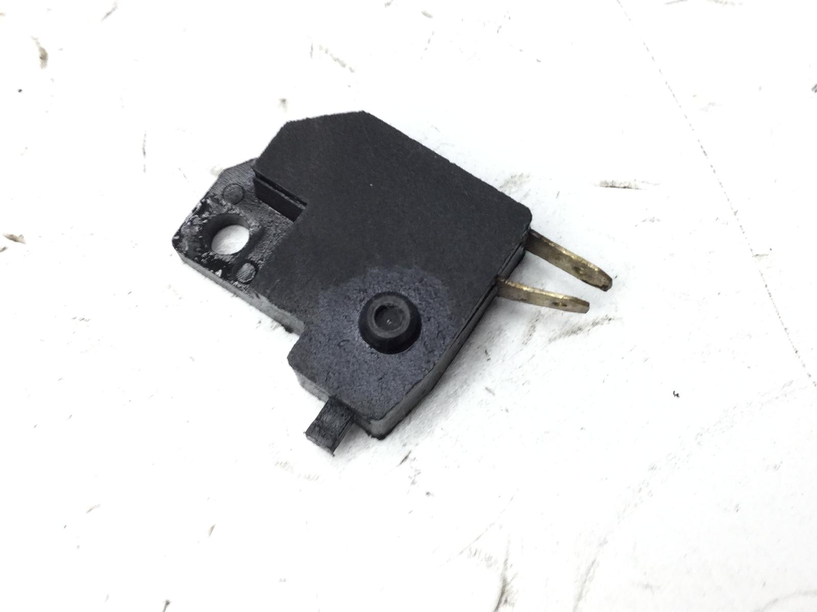 Sym symphony sr 150 sensore pulsante stop microstop freno anteriore 2010 2010 lxmaz15w1ax