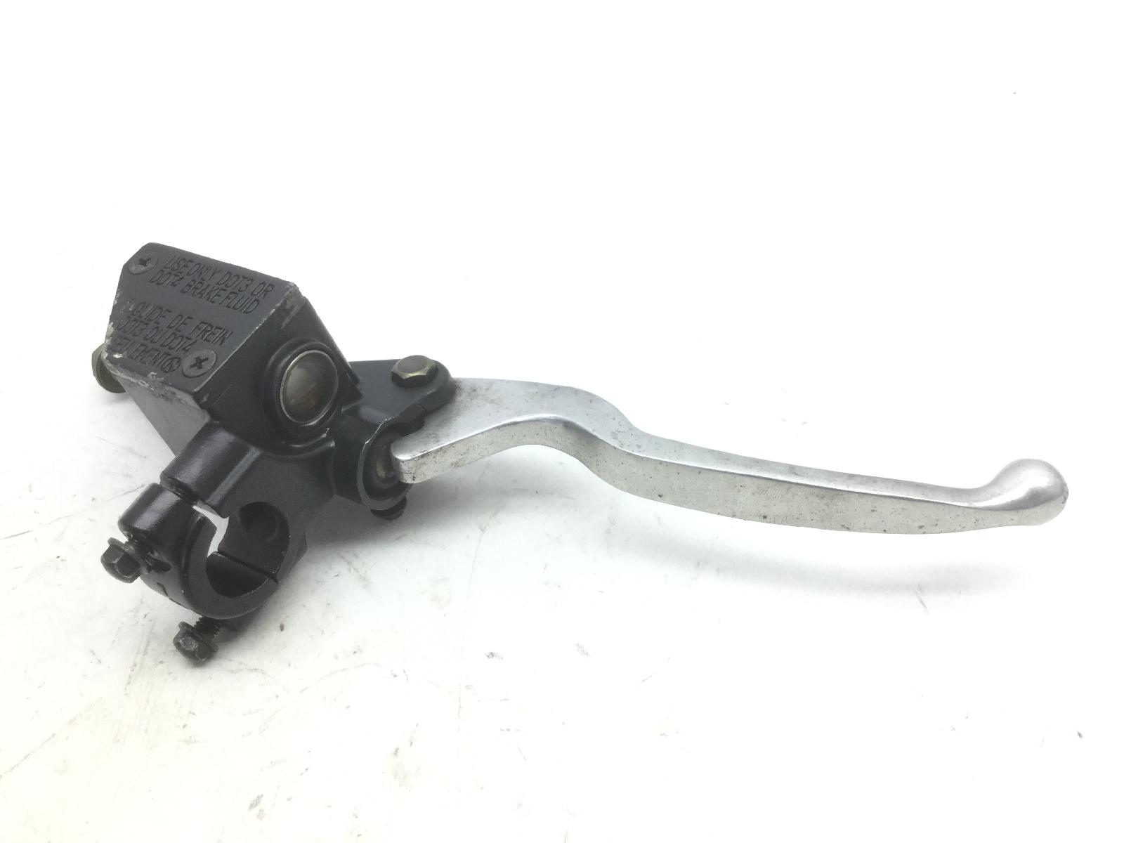 Sym symphony sr 150 pompa freno anteriore destra con leva 2010 2010 lxmaz15w1ax