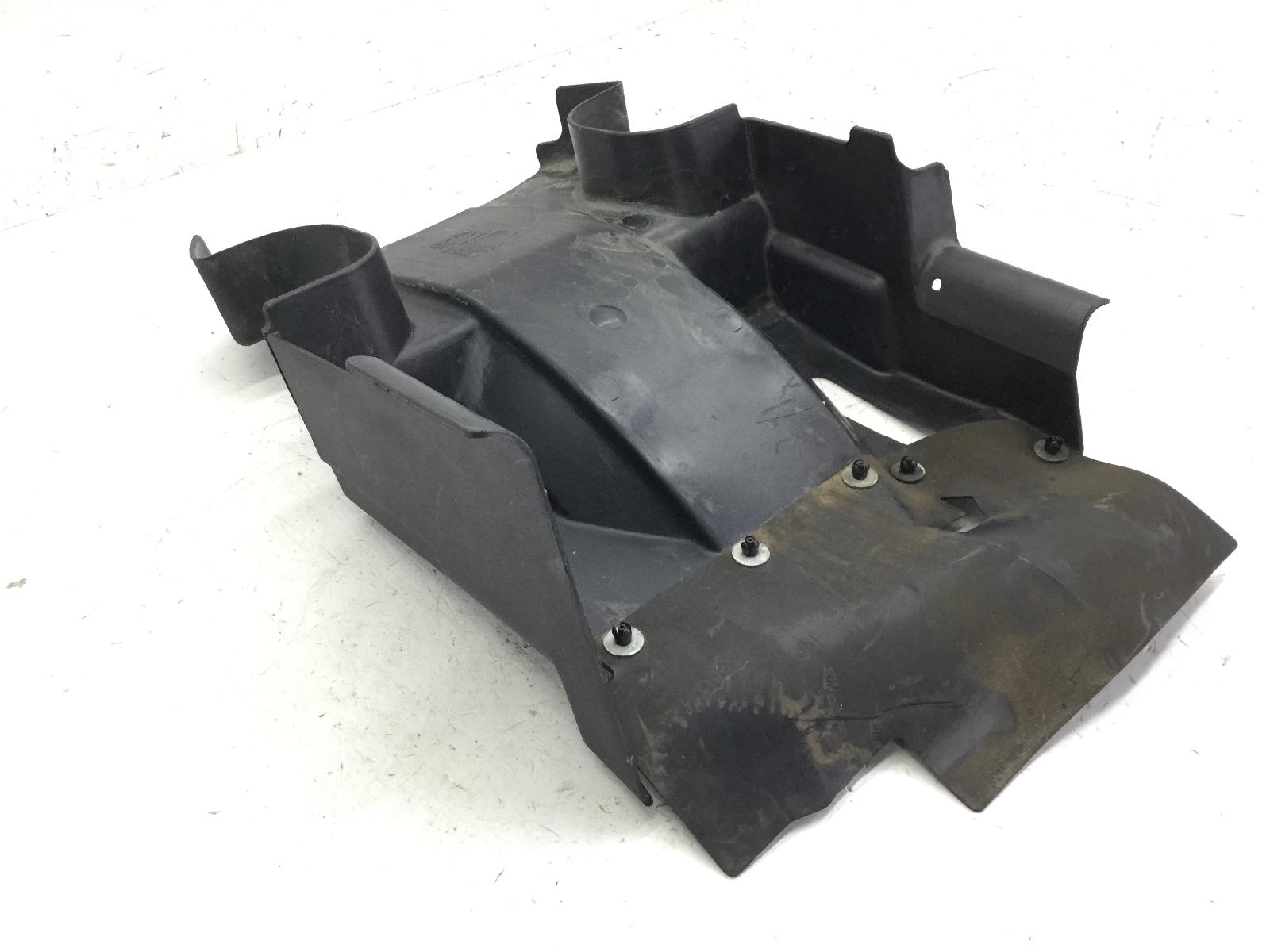 Aprilia scarabeo 500 carena parafango posteriore interno sottocoda 2003 2006 rt00