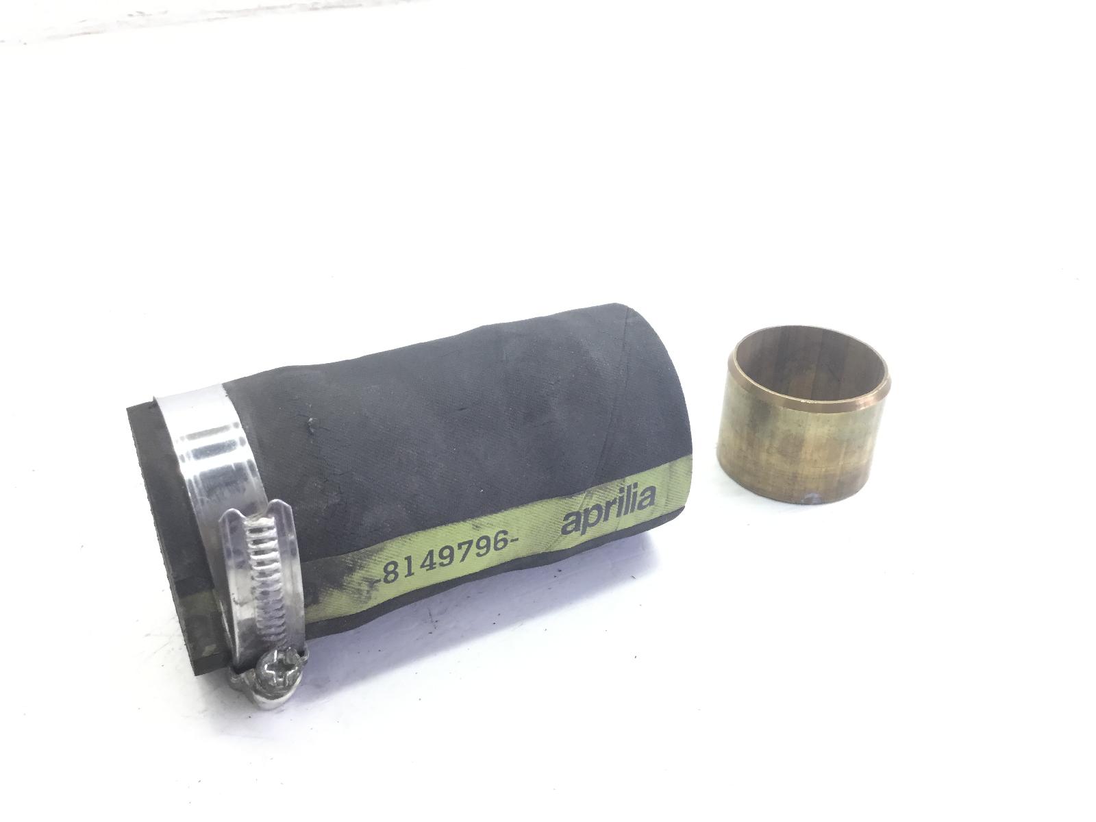 Tubo e raccordo serbatoio benzina carburante aprilia scarabeo 500 2003 2006 rt00