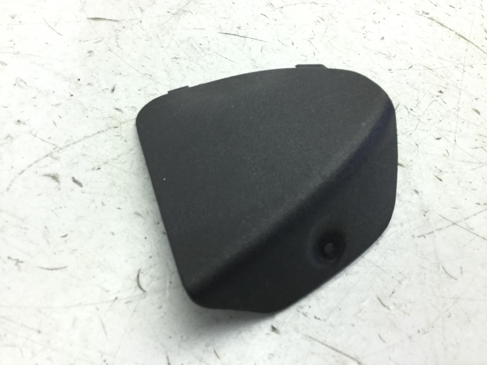 Piaggio beverly 125 tappo carena controscudo retroscudo 2001 2003 m2810