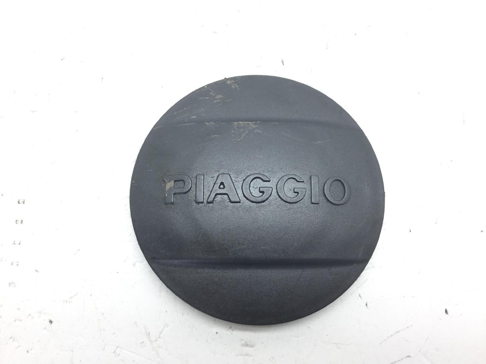 Piaggio beverly 125 tappo logo carter trasmissione cinghia 2001 2003 m2810
