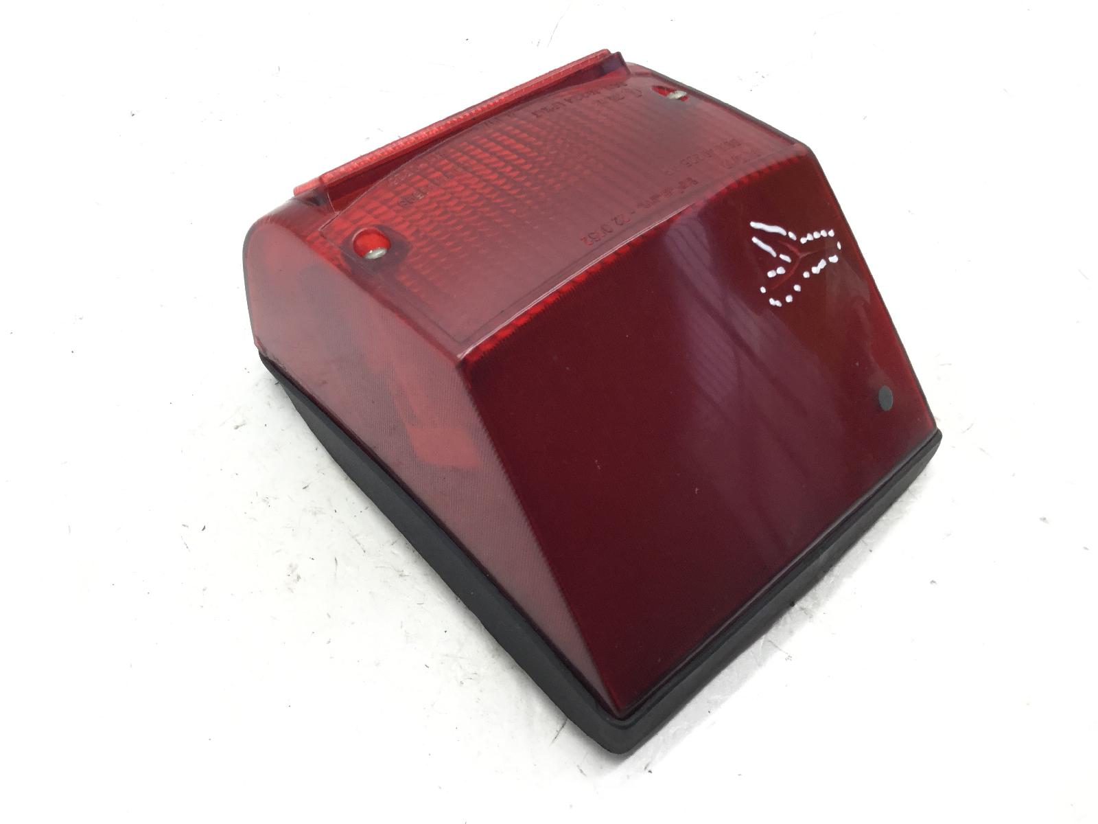 Piaggio vespa px 150 faro fanale posteriore con crepa non passante 1998 2001 vlx1