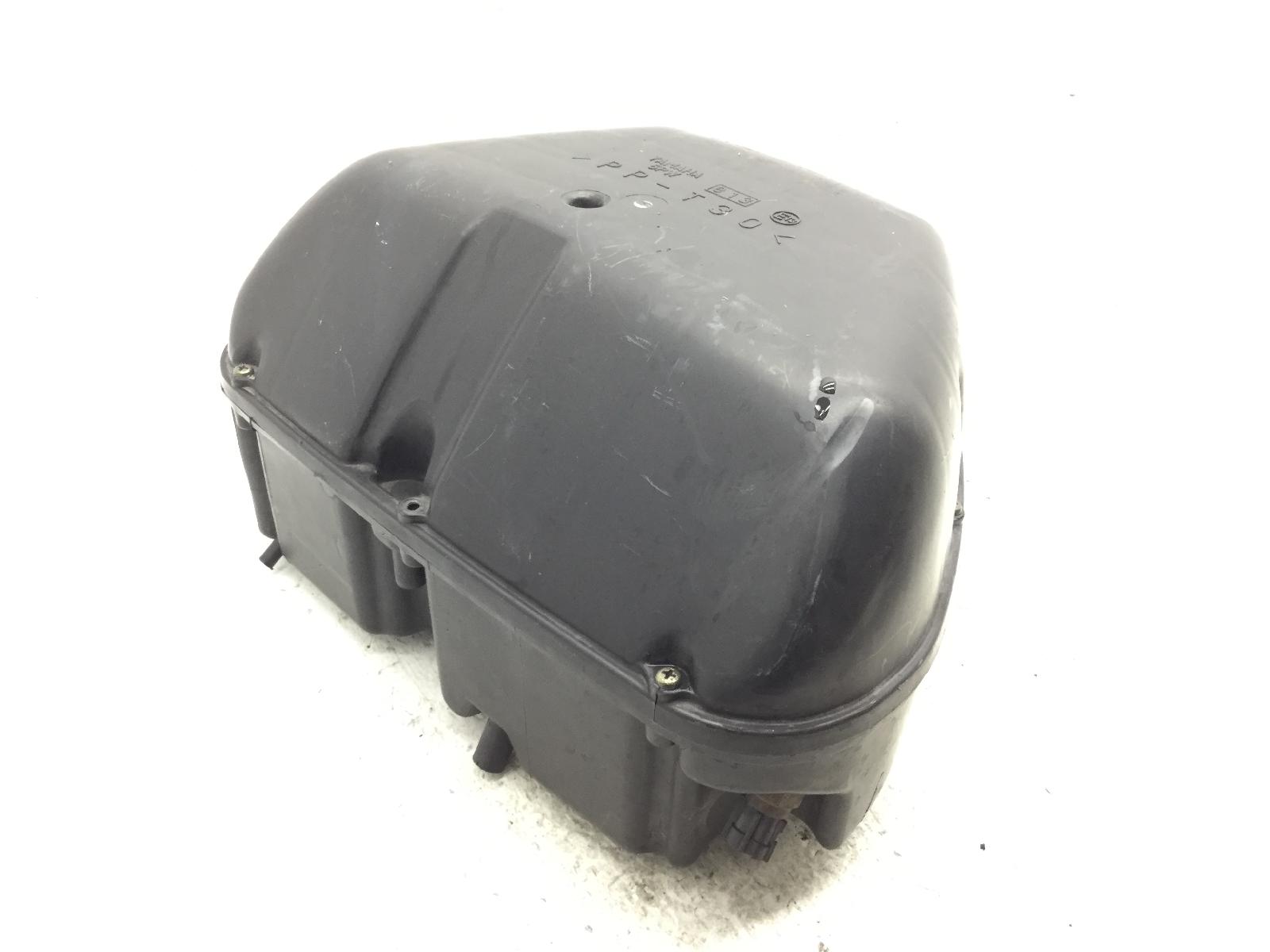 Yamaha yzf r1 1000 cassa scatola filtro aria - attacco rotto 2002 2003 rn091