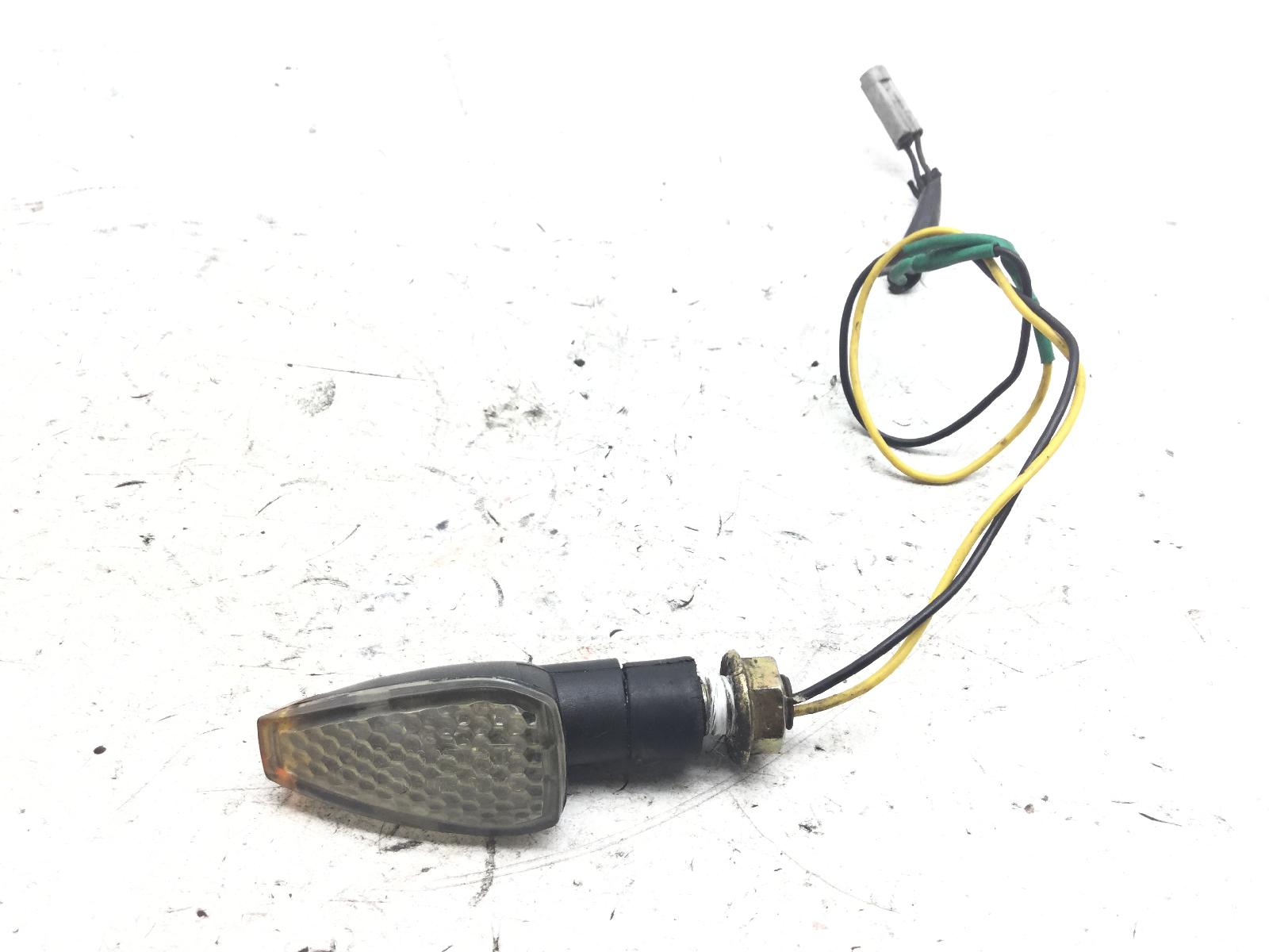 Yamaha yzf r1 1000 freccia indicatore direzione lampeggiatore 2002 2003 rn091