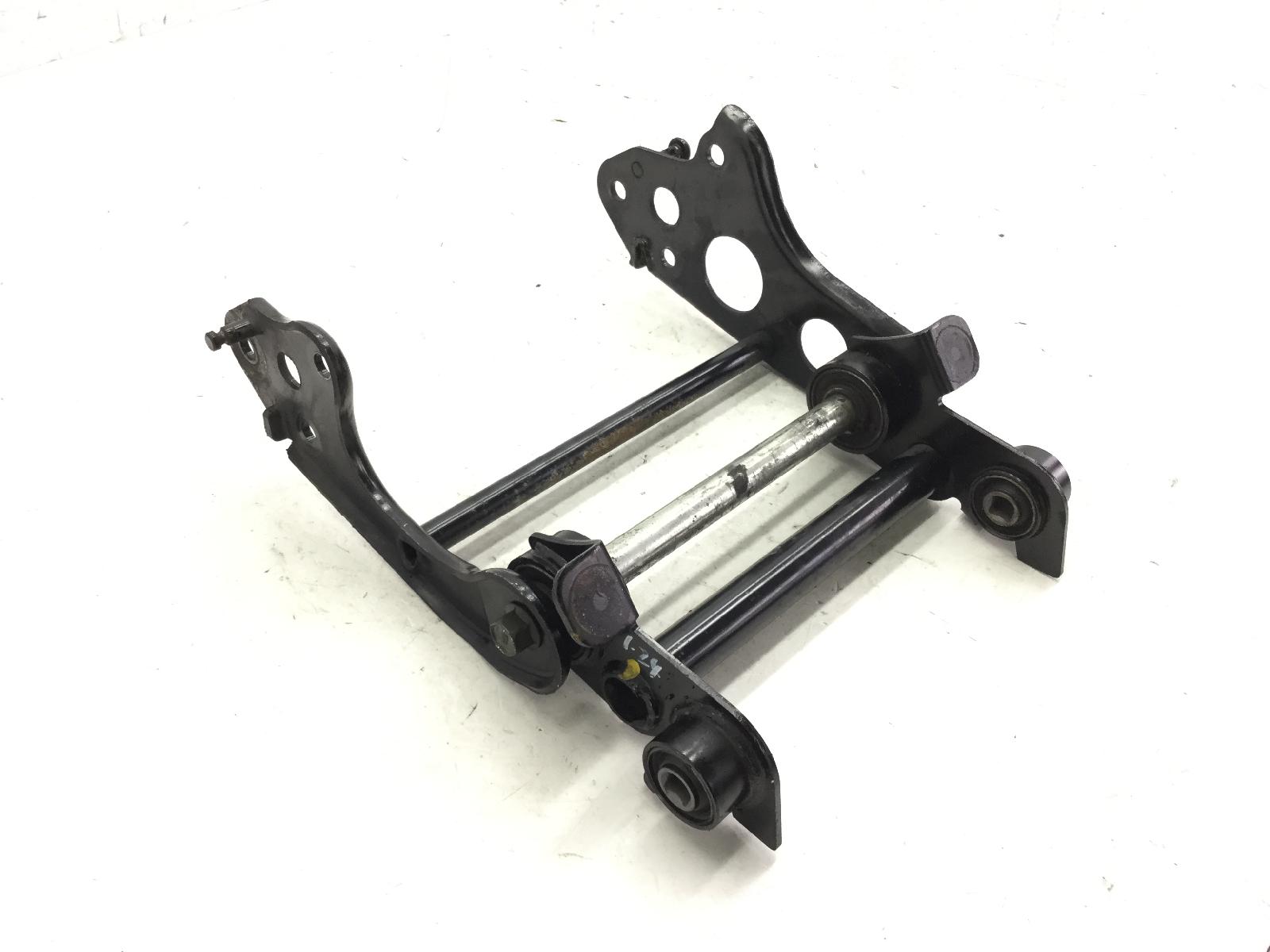 Mbk flame xc t 125 staffa supporto motore 1995 1999 ymt4nb